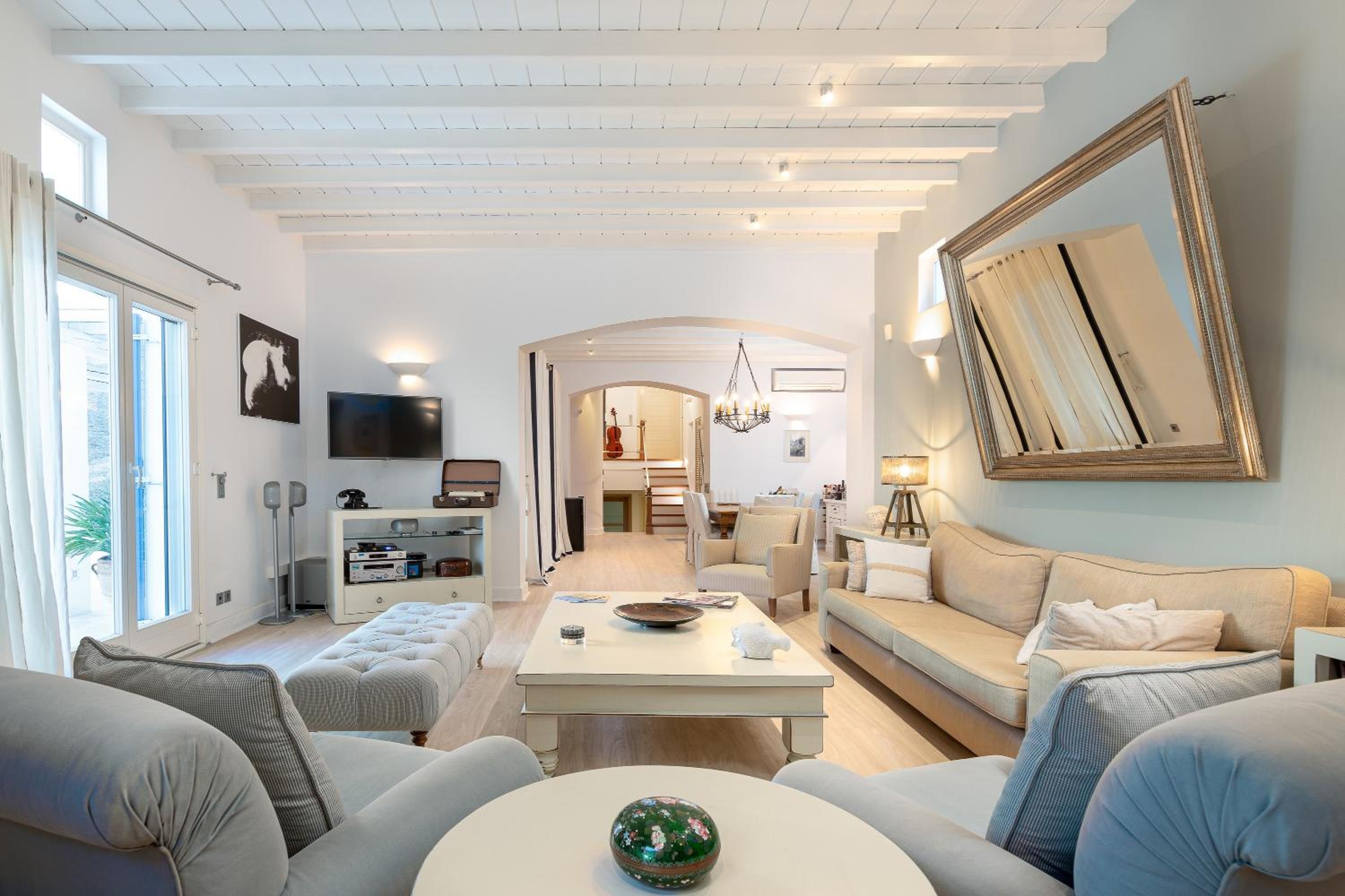 Villa BluEros - Private 8-Bedroom Estate with 100m Infinity Pool & Helipad, Syros view 3