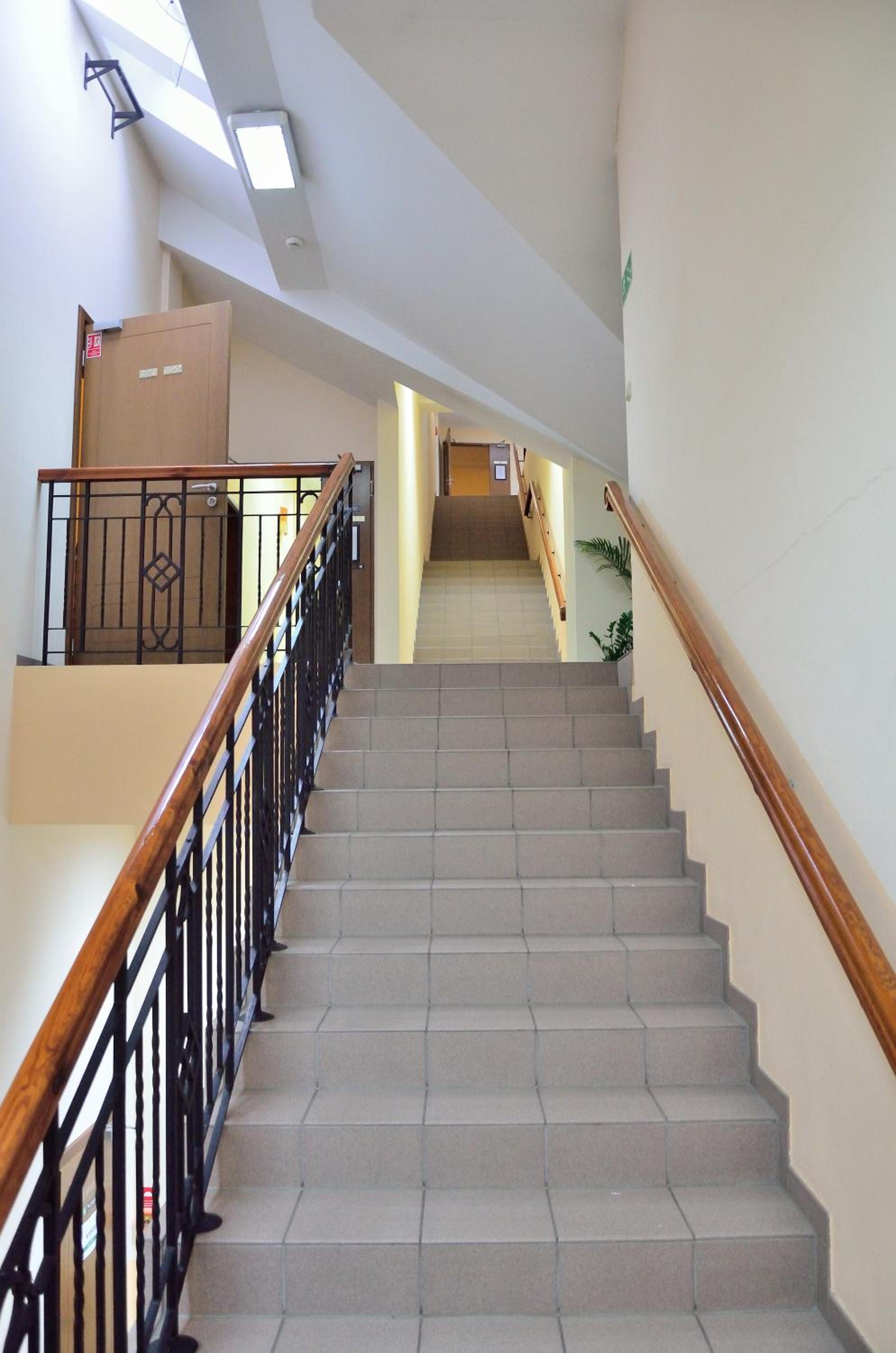 WenderEDU Business Center
