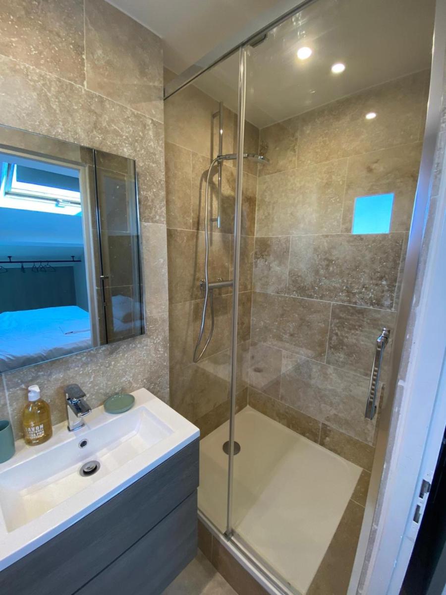 Brand new 4 bedrooms 4 bathrooms Heart of Cannes photo 5