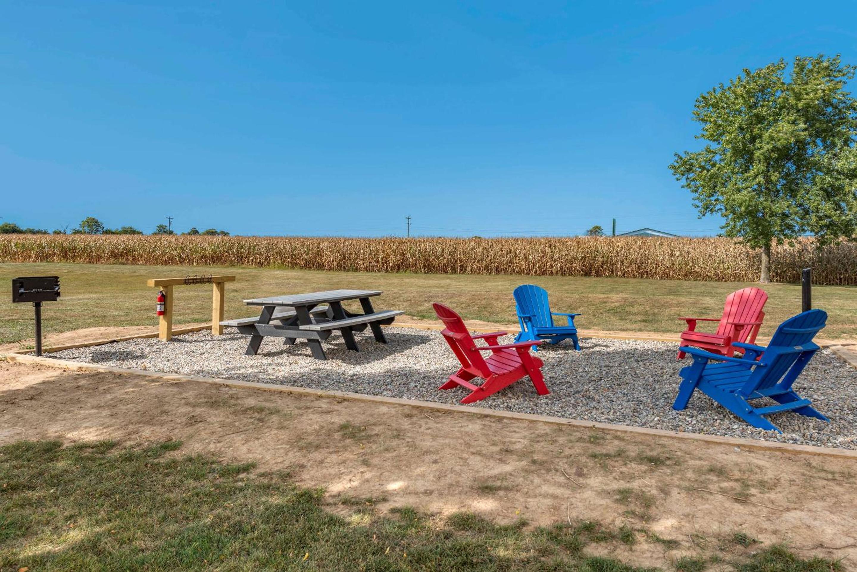 Crawfordsville Vacations - Comfort Inn - Property Image 4