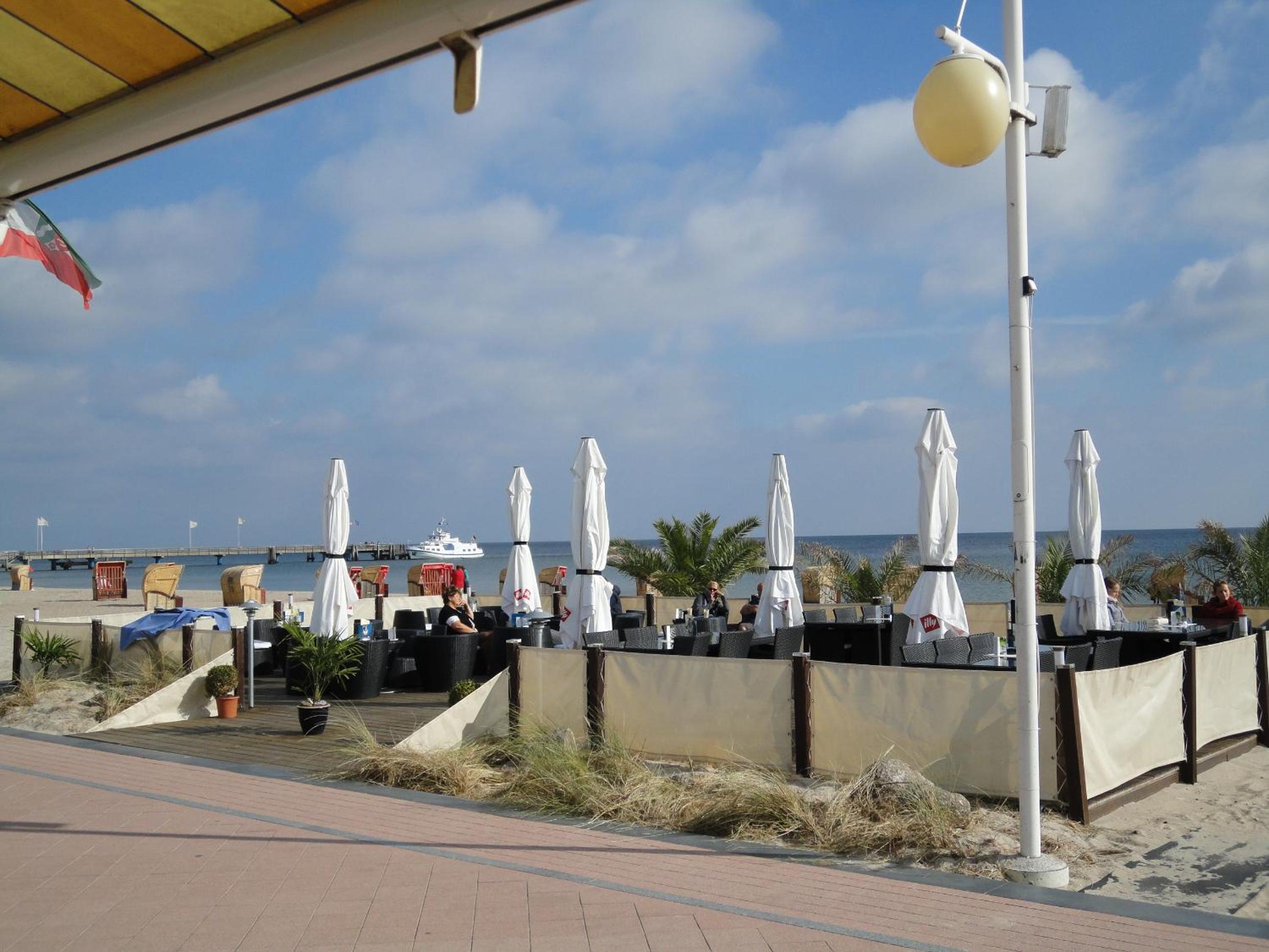 Fewo 7 mit Süd- Terrasse 3 Zimmer Tischtennis Schaukel