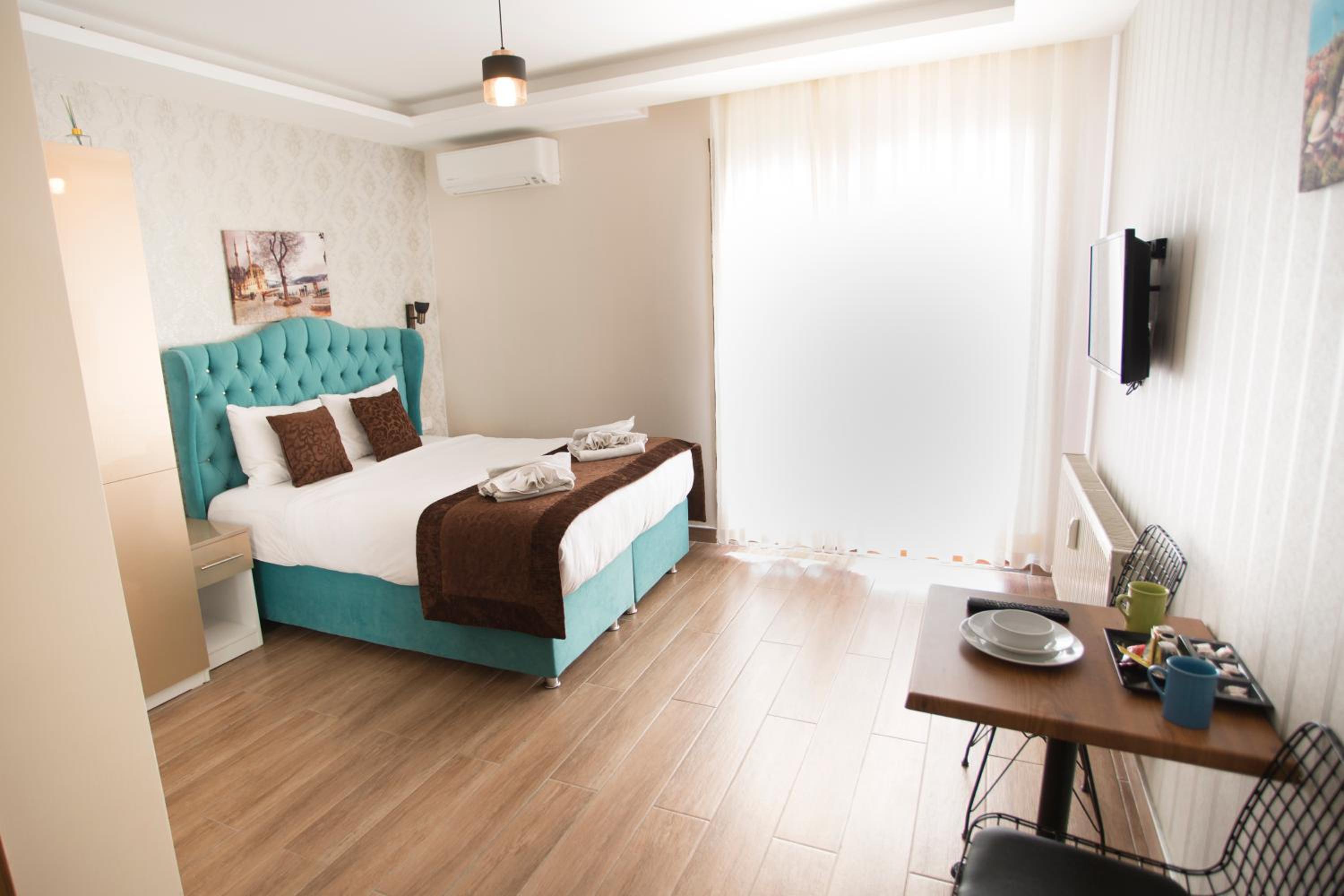 T-Square Residence - Image 8