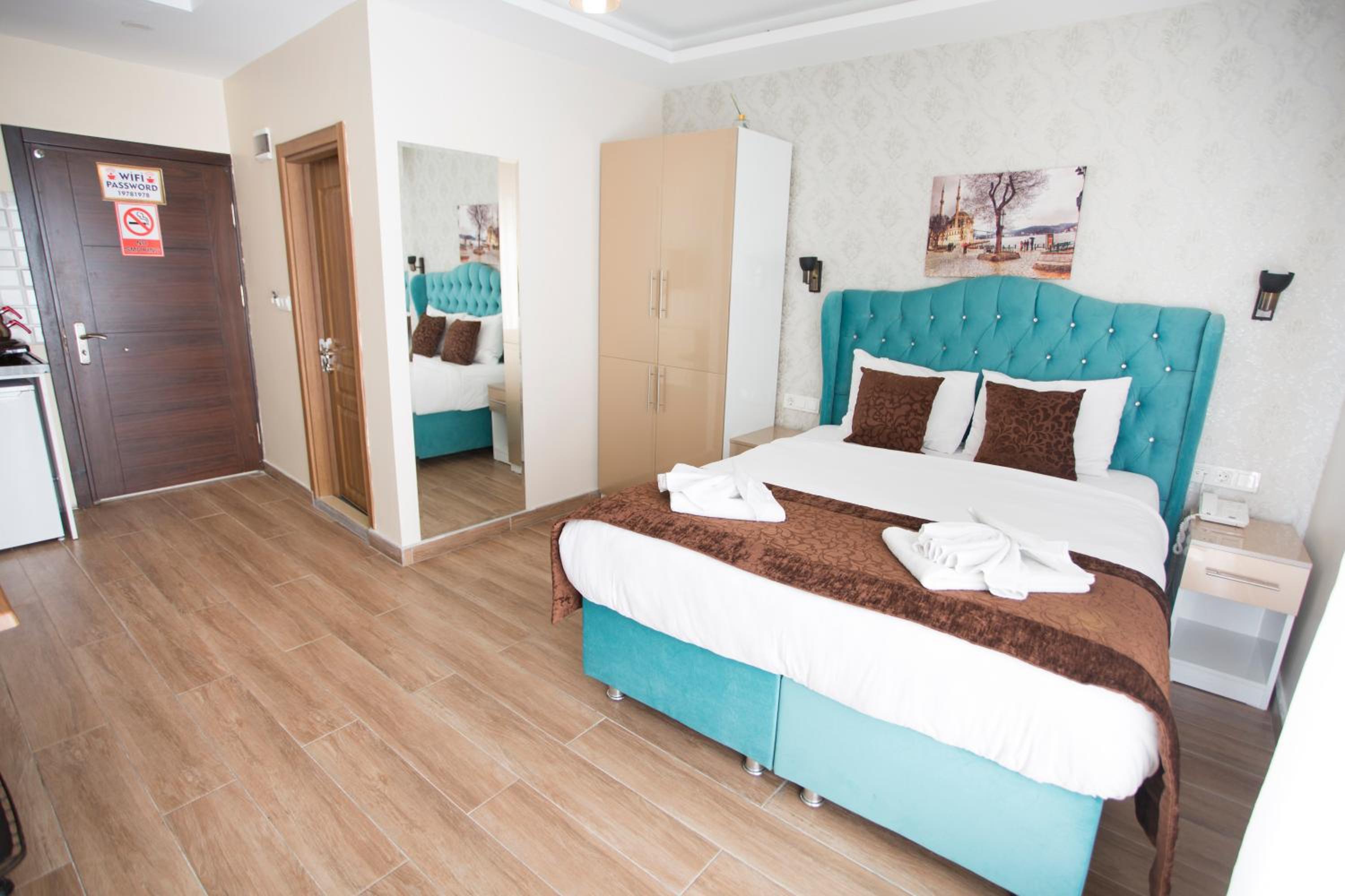 T-Square Residence - Image 6