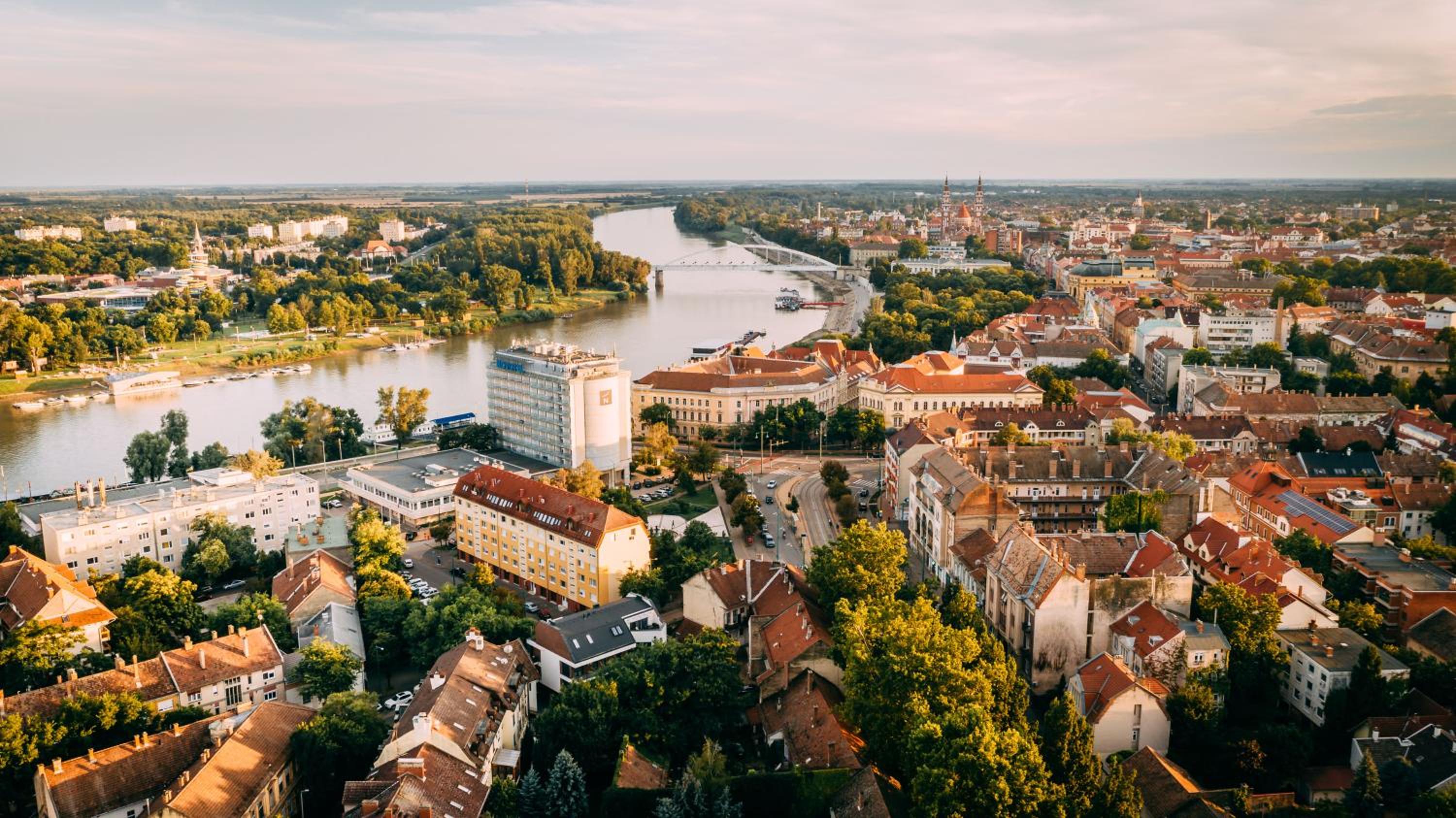 SUNLIGHT GOLD Penthouse Szeged - Exclusive view 4
