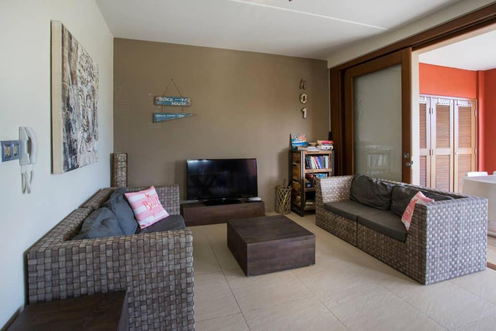 Spanish Water A1 - Uniek 3-slaapkamerappartement aan het Spaanse Water met constante zeebries