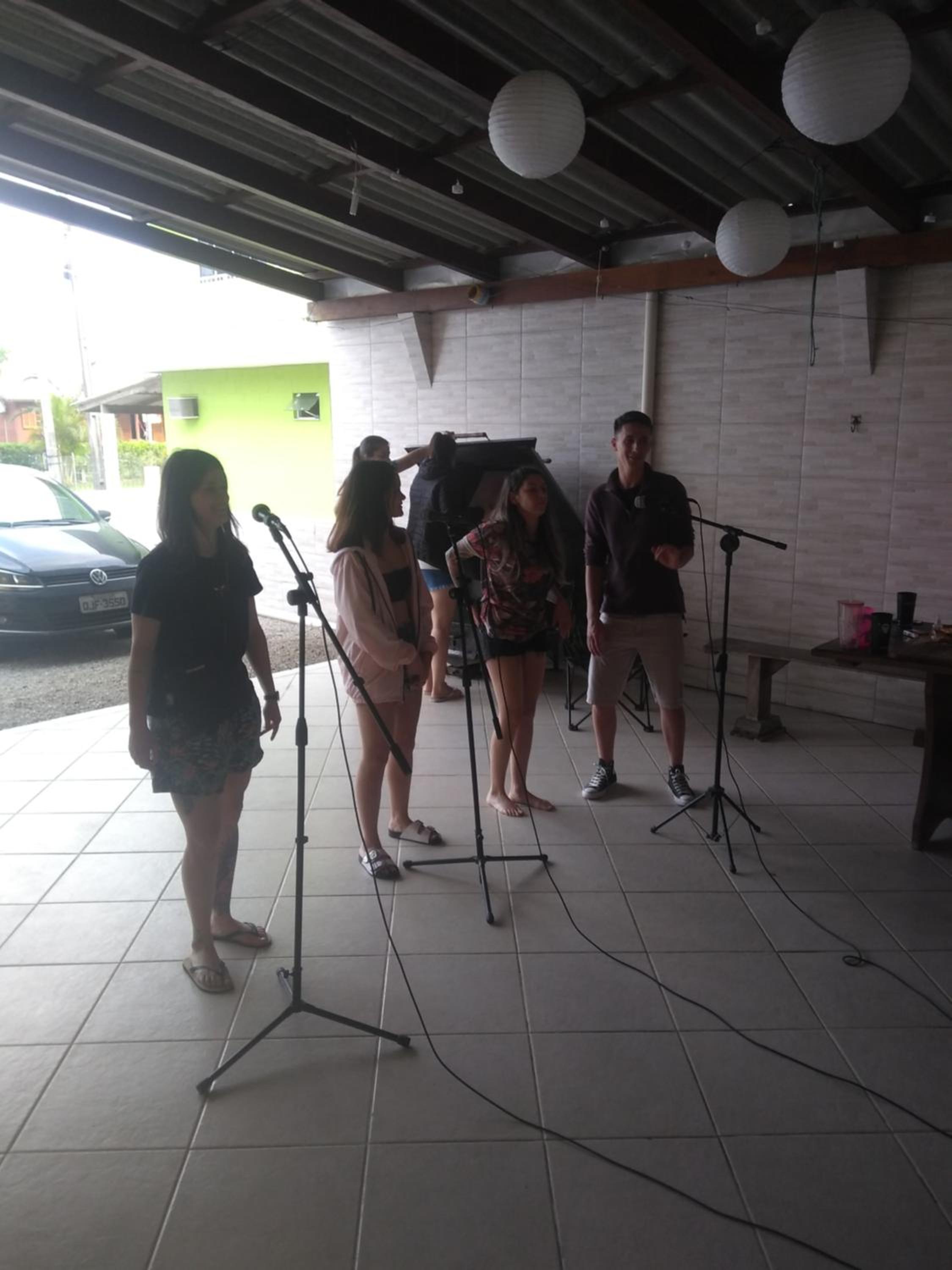 Amplo Apartamento na Pinheira