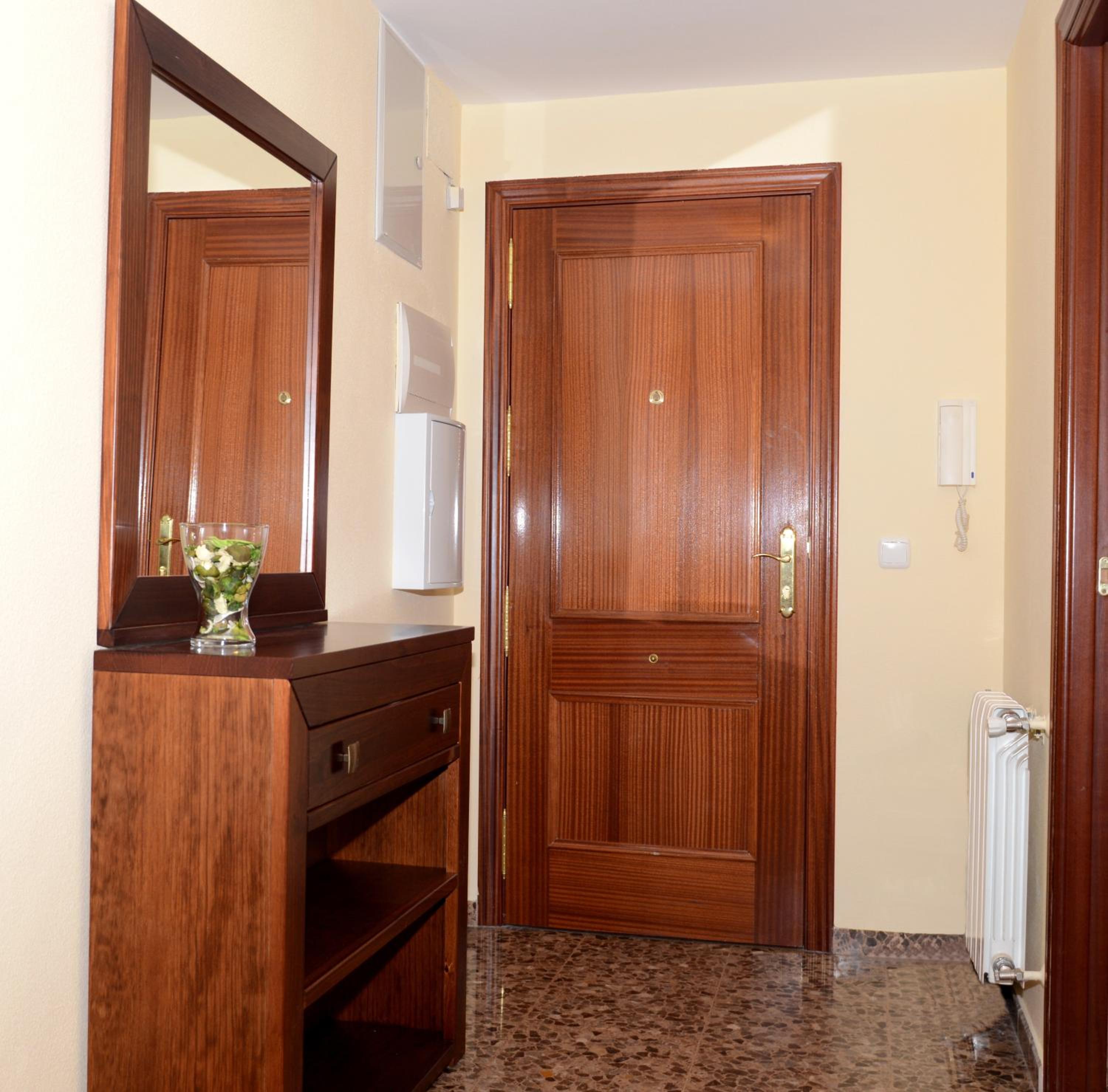 Apartamentos Turísticos Ceres Parking Gratis view 3