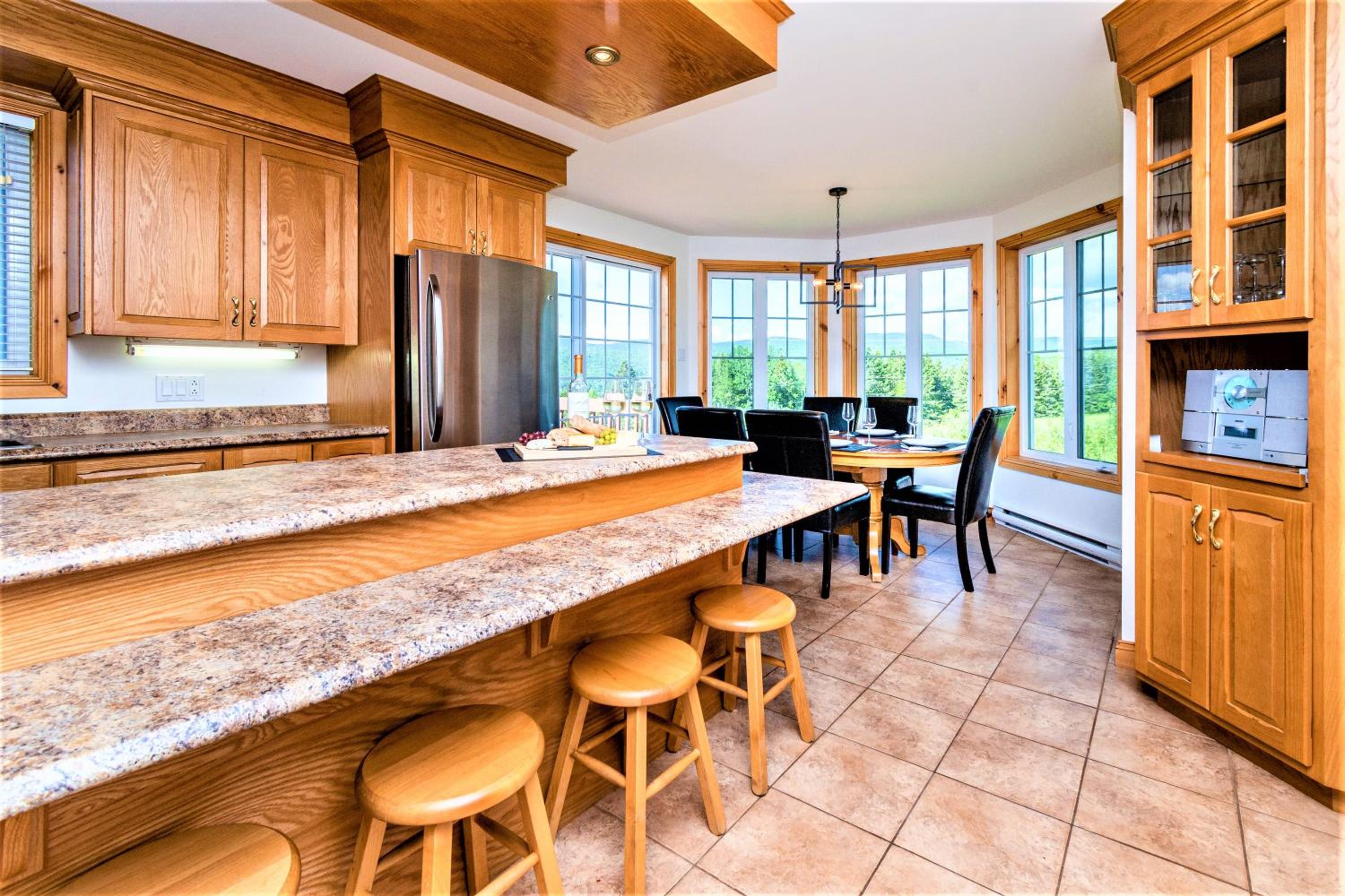 Charlevoix 4BR Cottage Hot Tub & Game Room 12