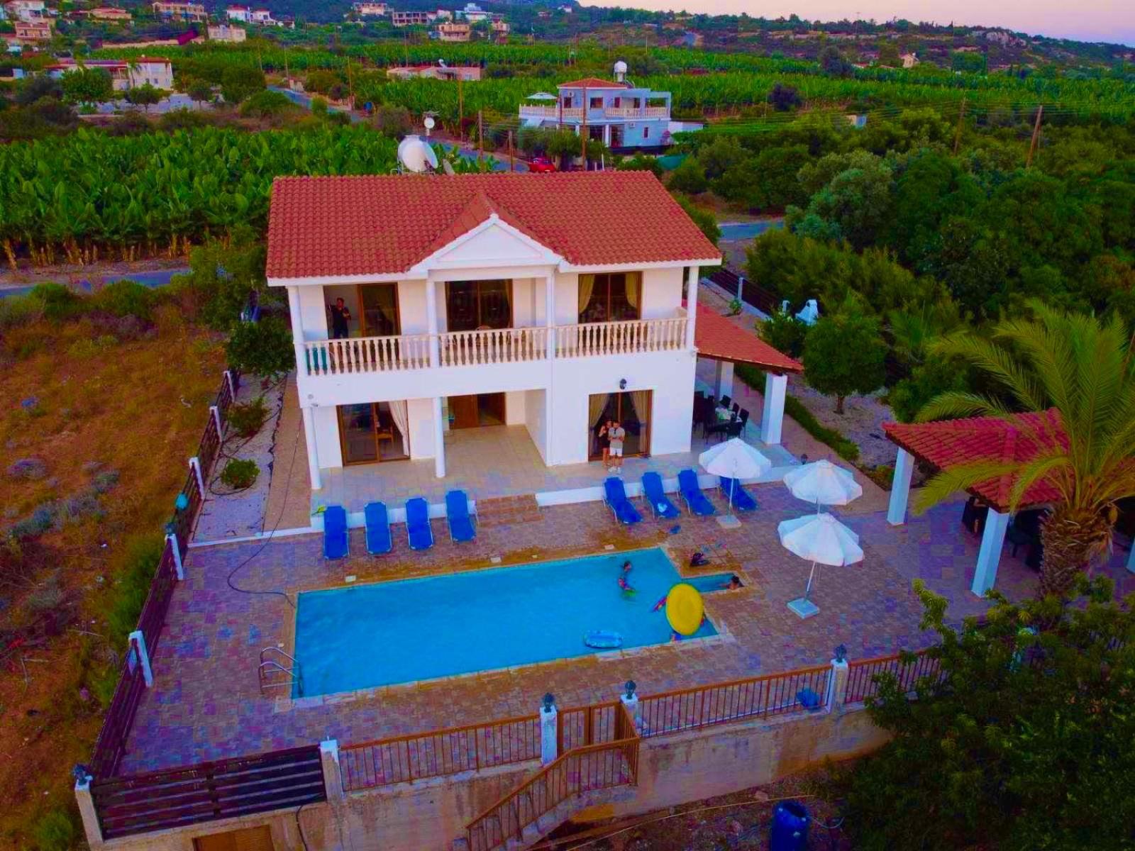 VILLA LAMBRIANA view 4