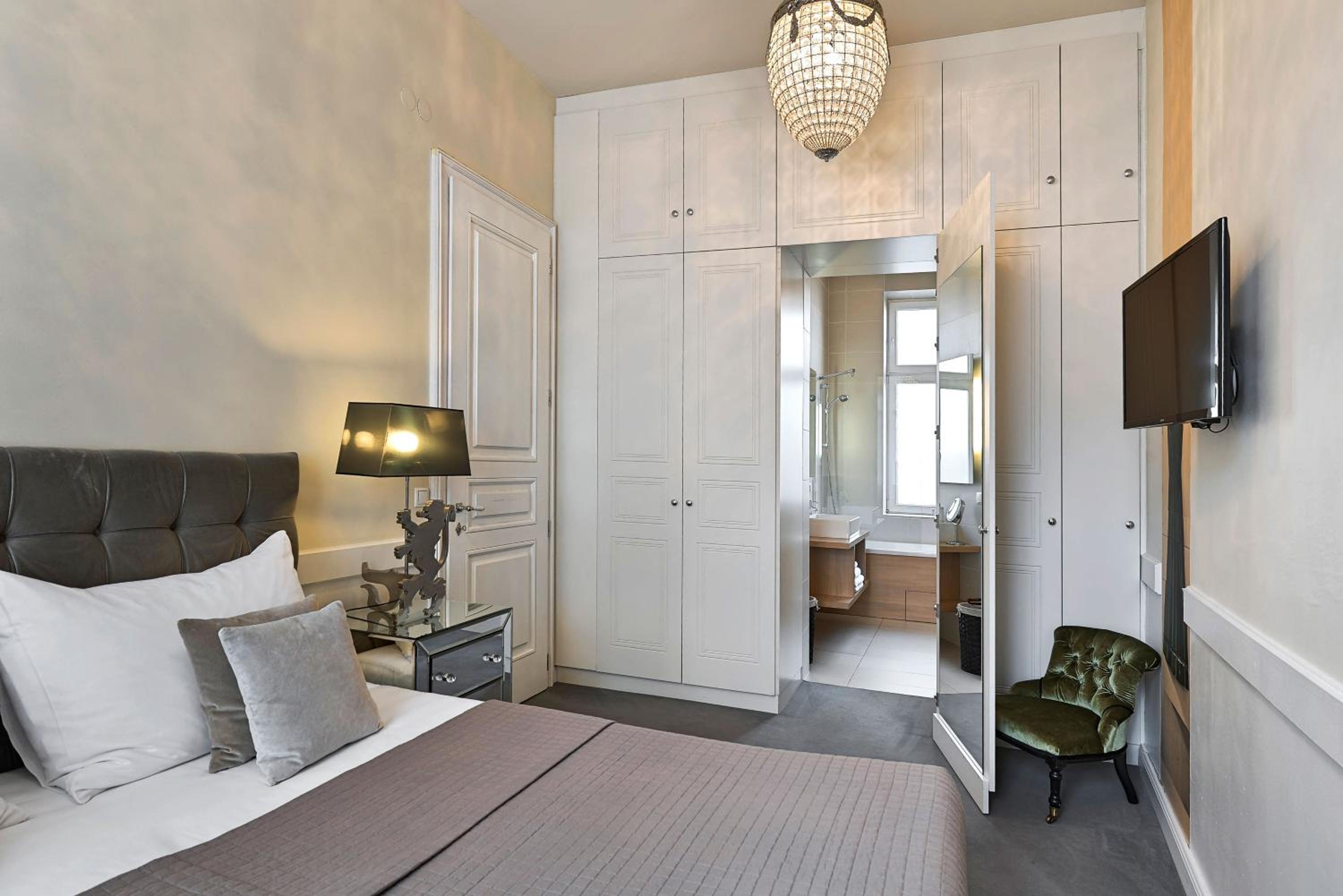 6 rooms Naschmarkt
