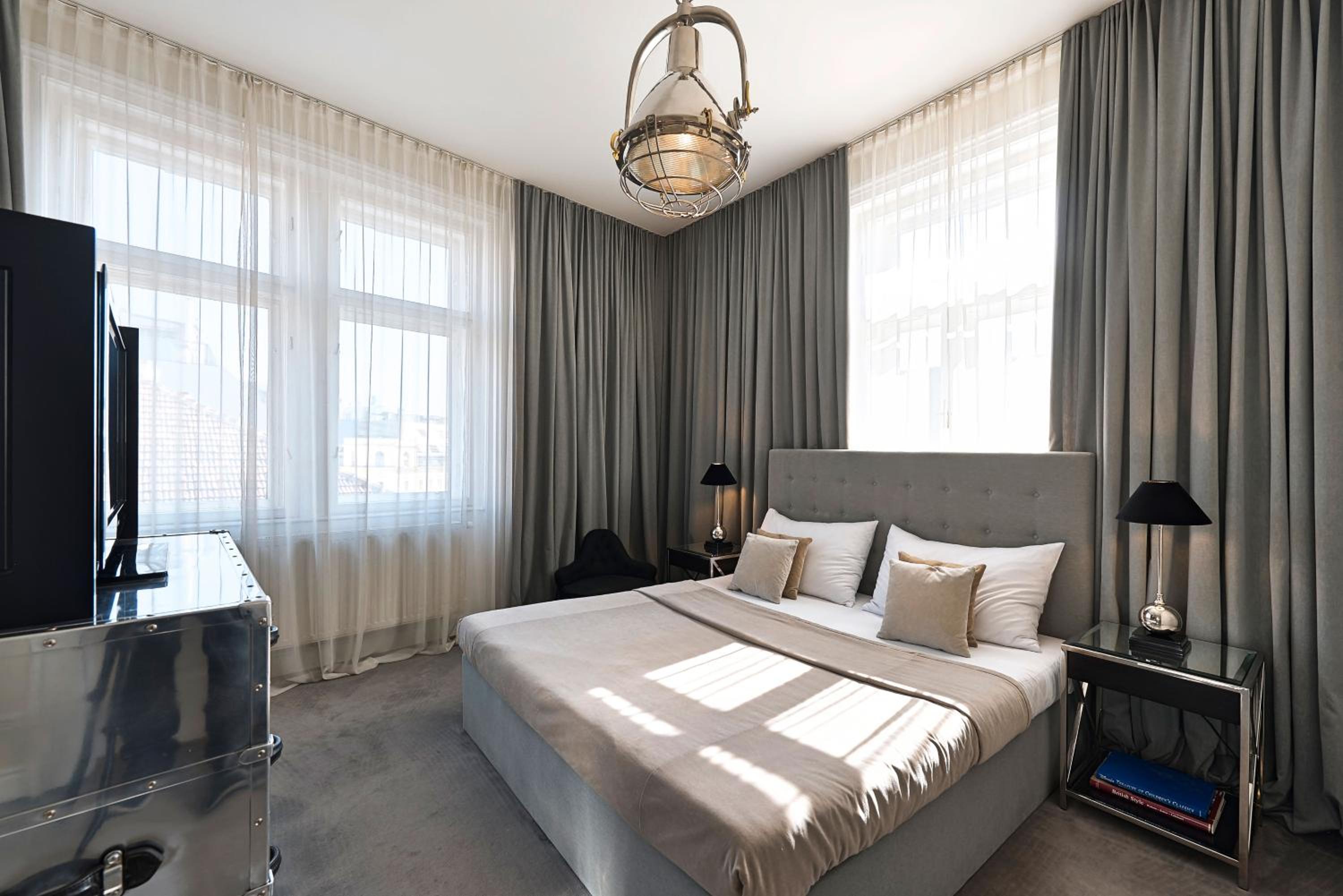 6 rooms Naschmarkt