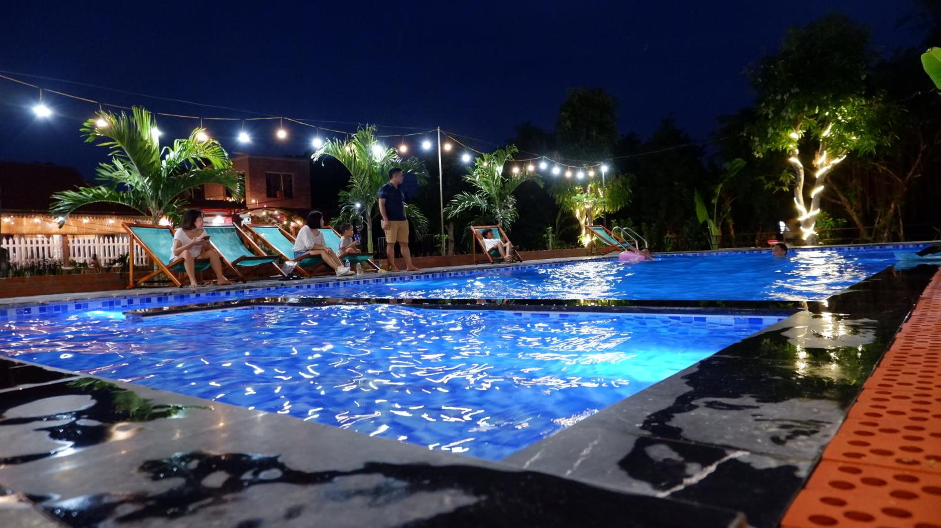Ninh Binh Mountain Side Homestay & Cafe