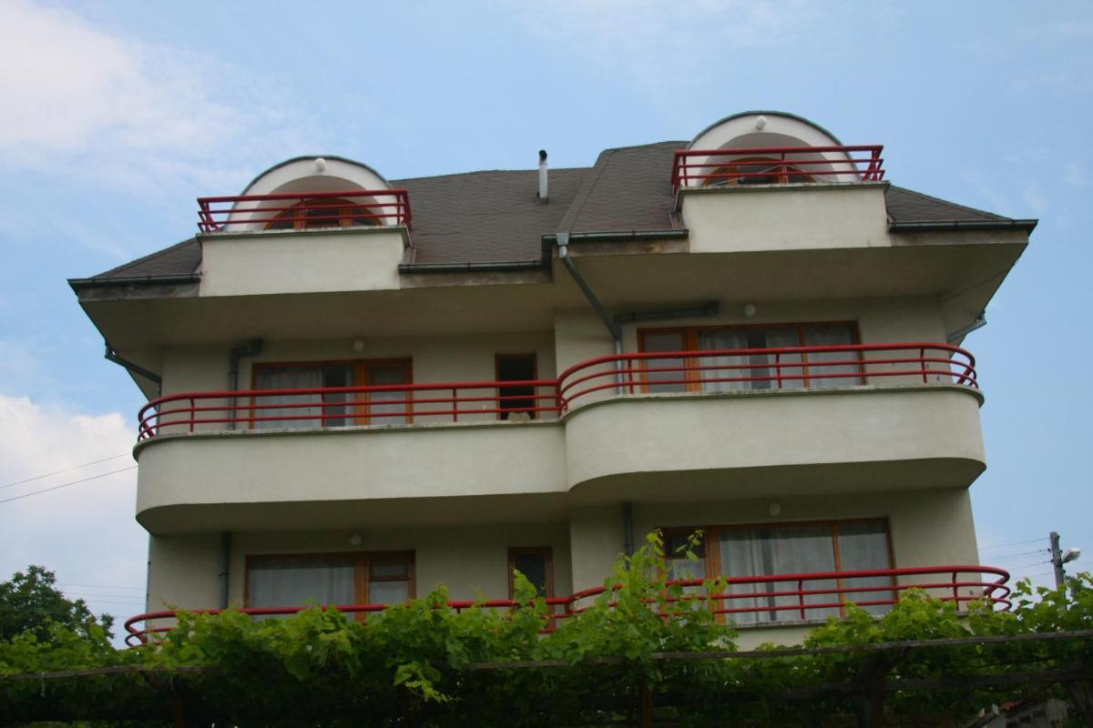 Victoria Sinemorets Guest House