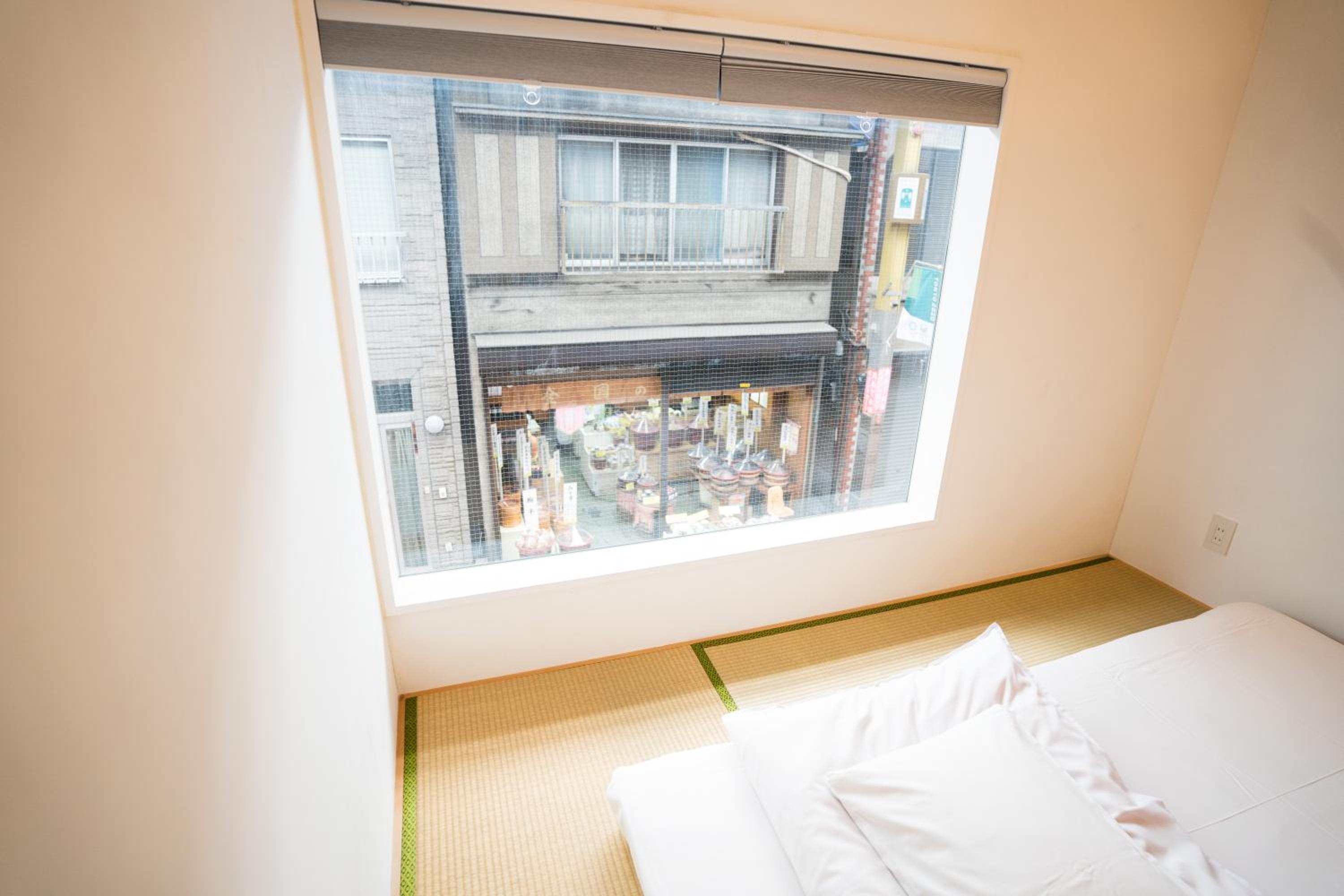 Sato-san's Rest