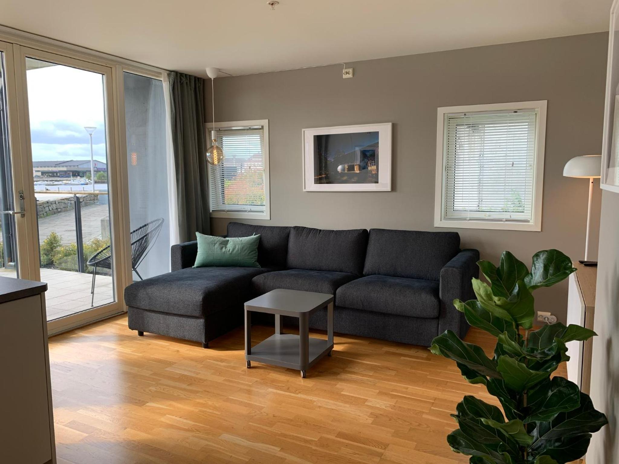 Hotel Modern apartment in the Harbour of Jørpeland - Image 1