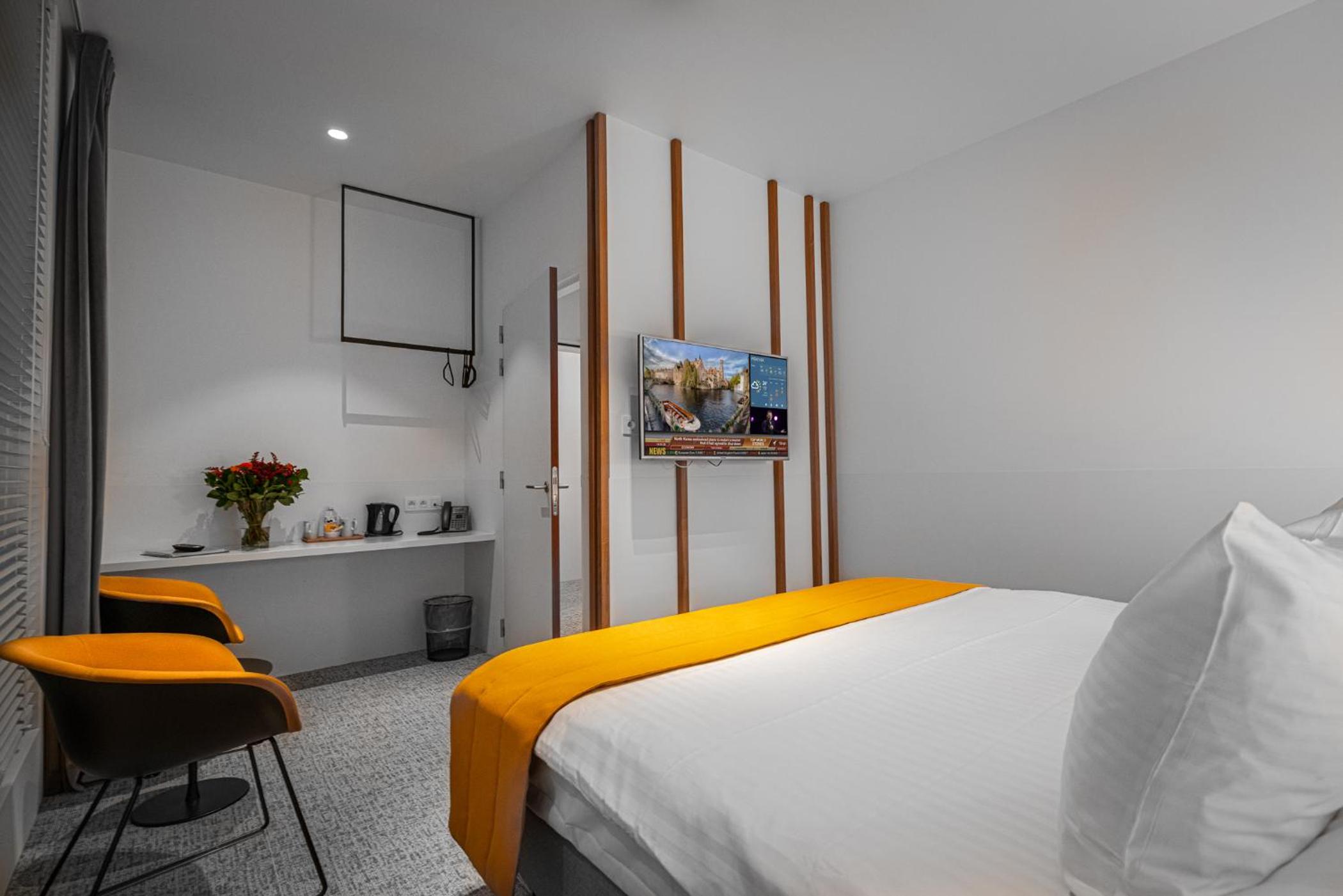 Bruges Vacations - Hotel Bourgoensch Hof - Property Image 3