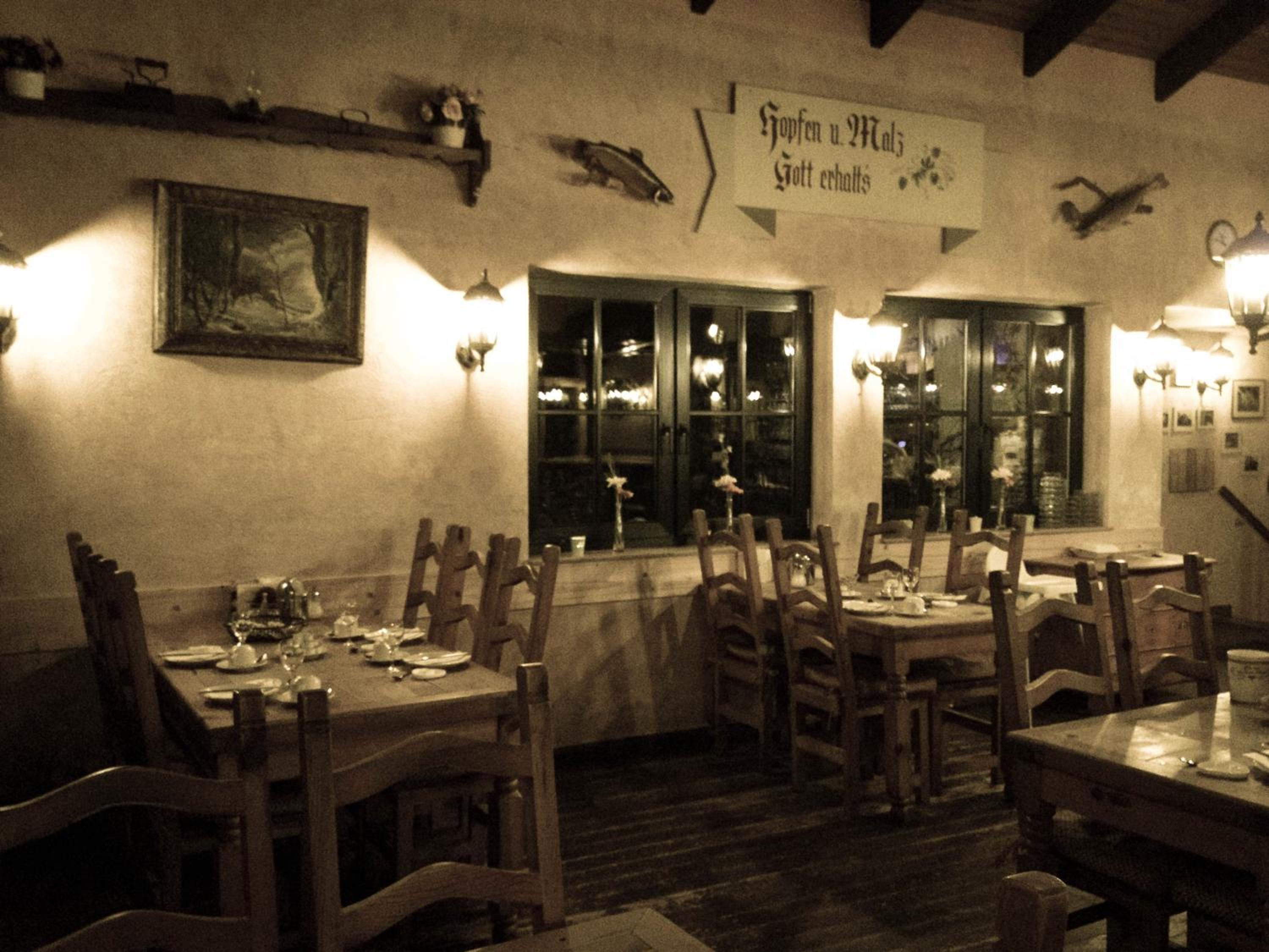 dining