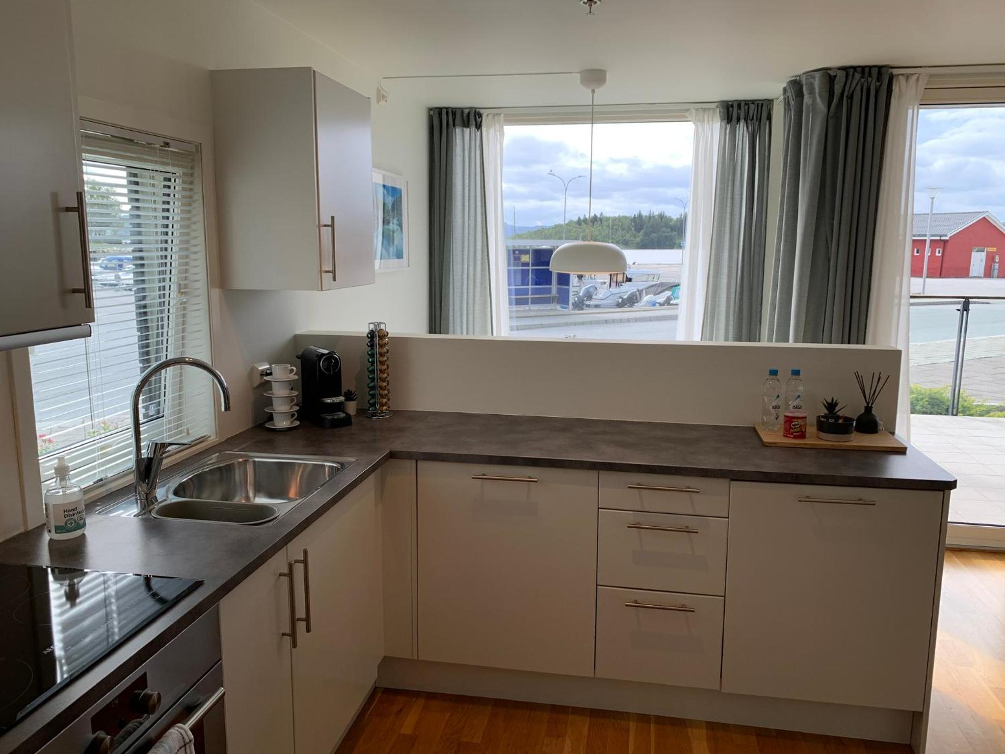 Modern apartment in the Harbour of Jørpeland view 2