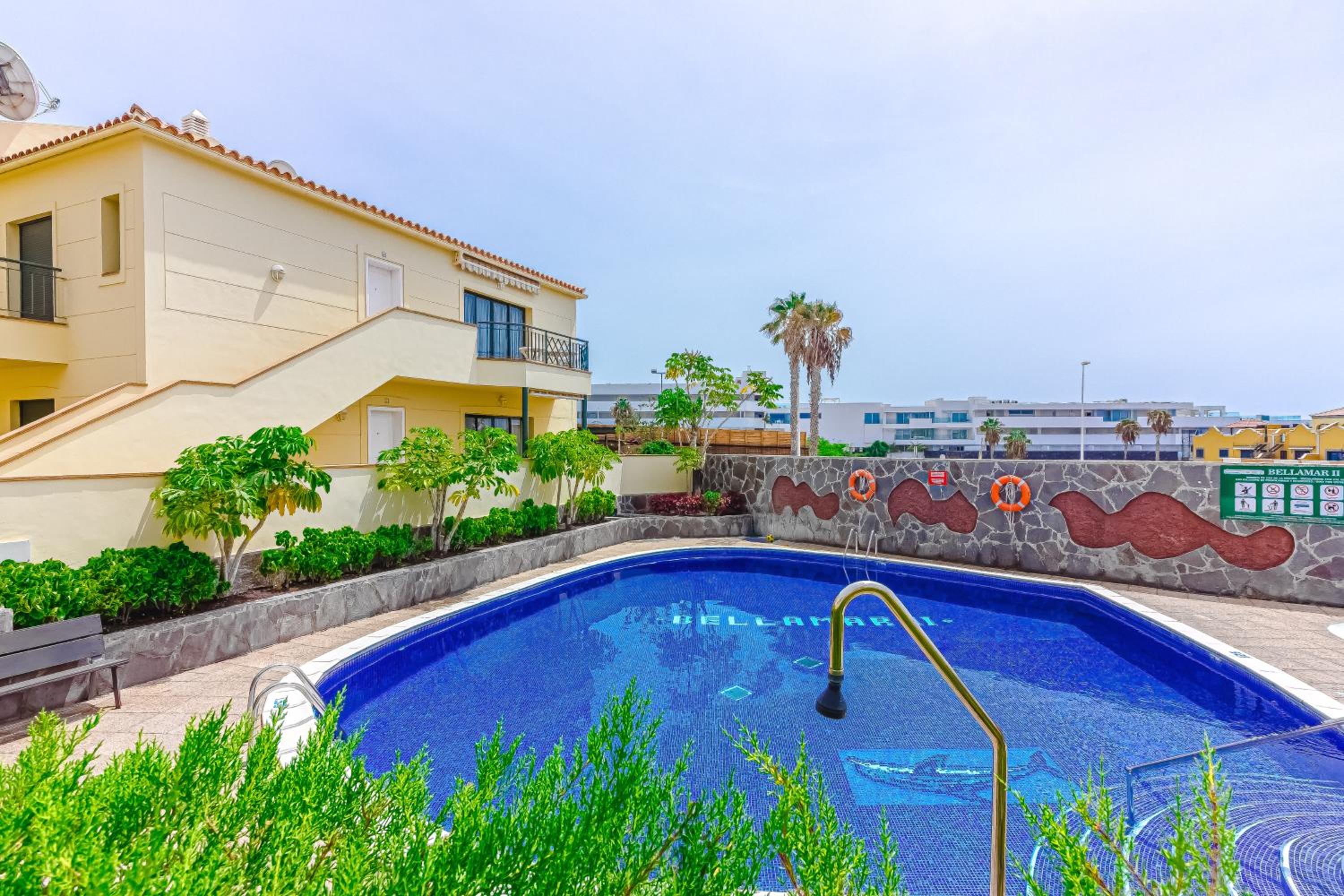 Cozy apartment in El Duque by AltamarHomes