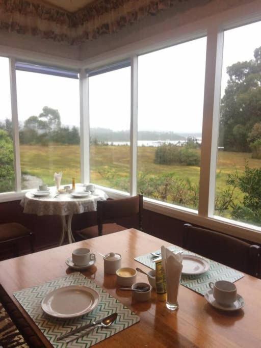 Strahan Wilderness Lodge