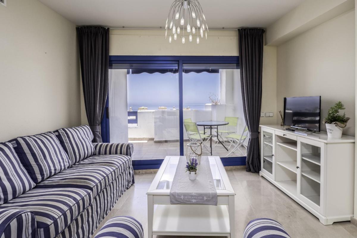 2307-Amazing 2bedrooms sea view pool view view 4