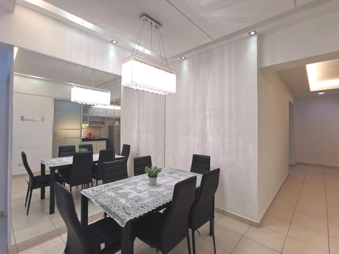 Menjalara Kepong Desapark & MITEC 中文房东- B16
