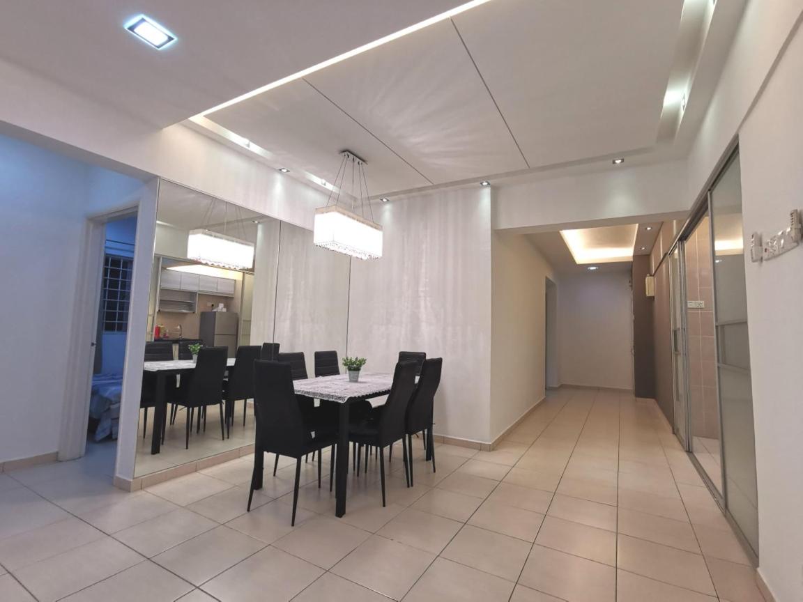 Menjalara Kepong Desapark & MITEC 中文房东- B16