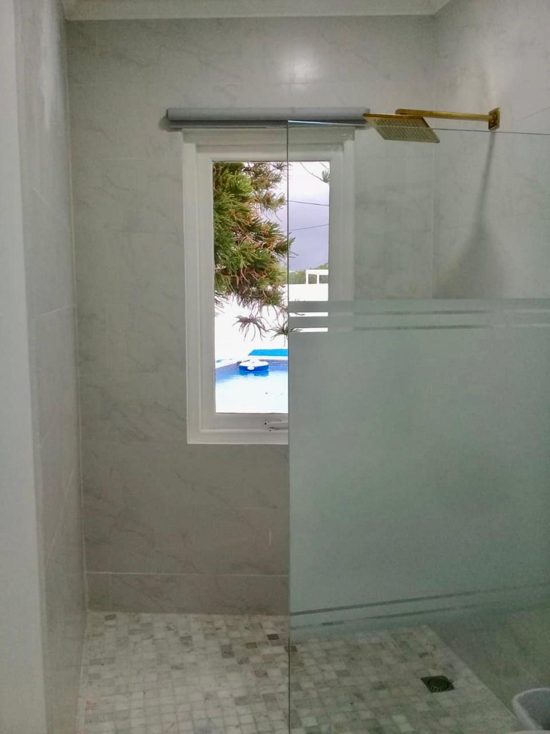 Ocean Front Property - Villa 4 Aruba w pool view