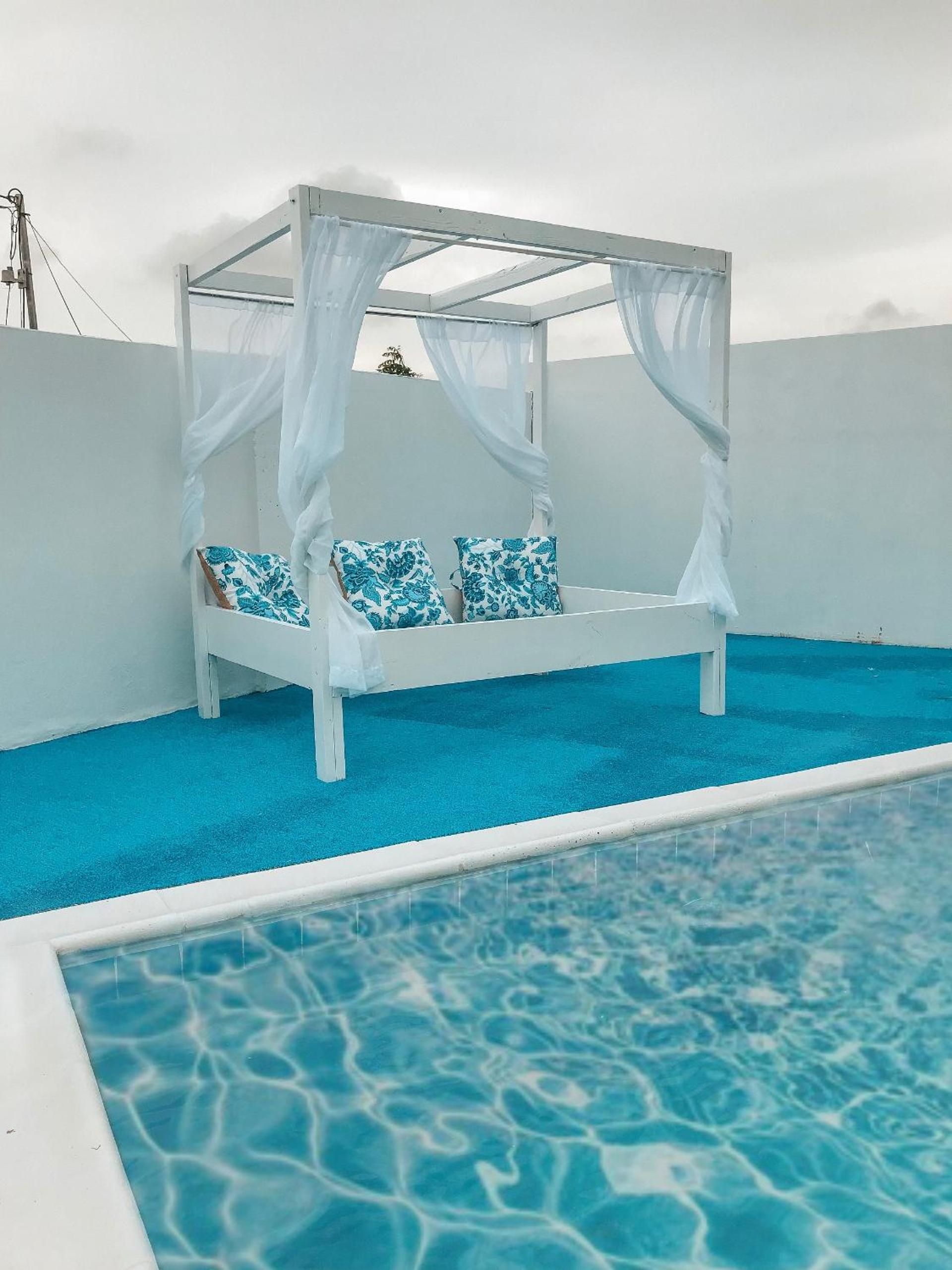 Ocean Front Property - Villa 4 Aruba w pool view