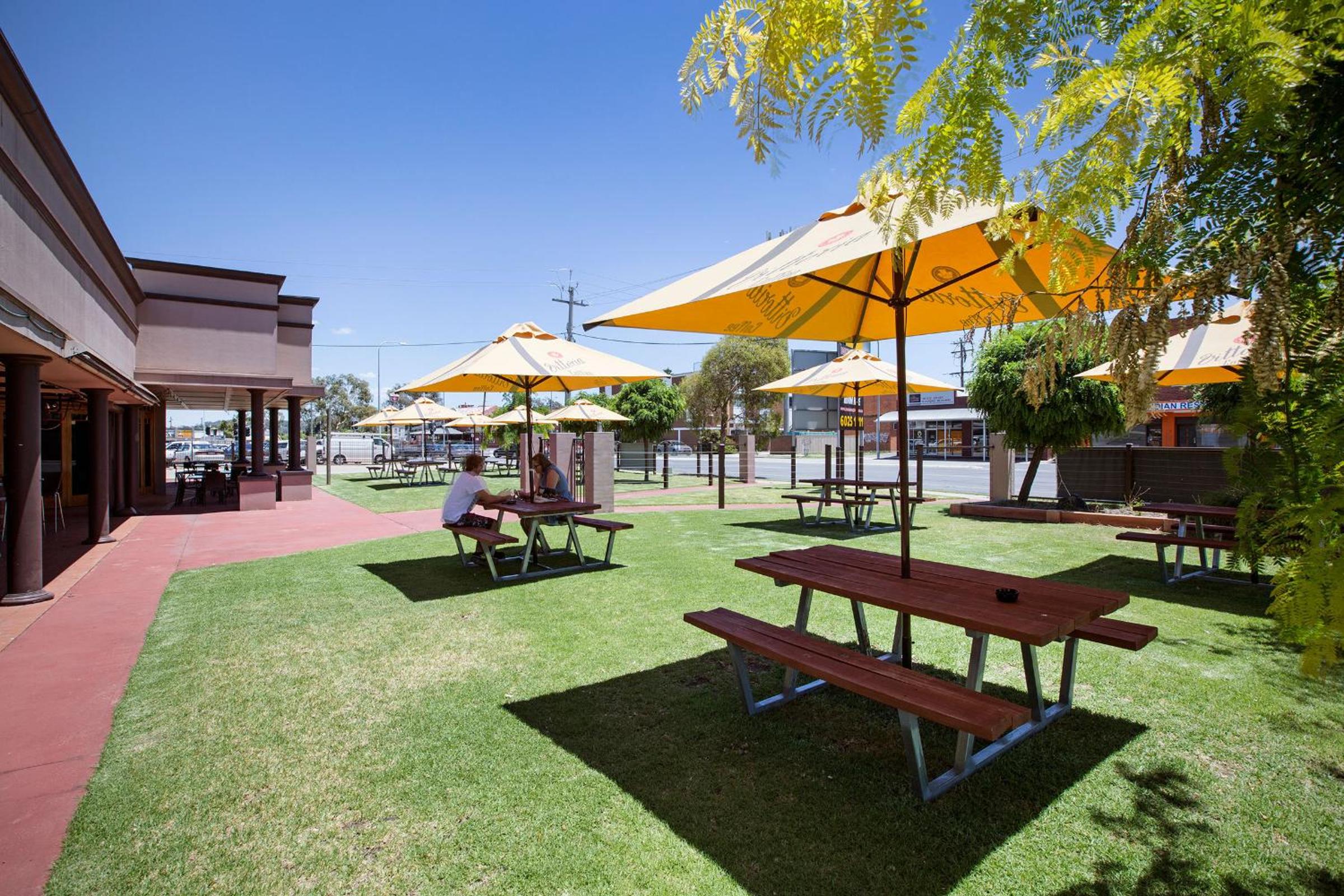 Boomerang Hotel