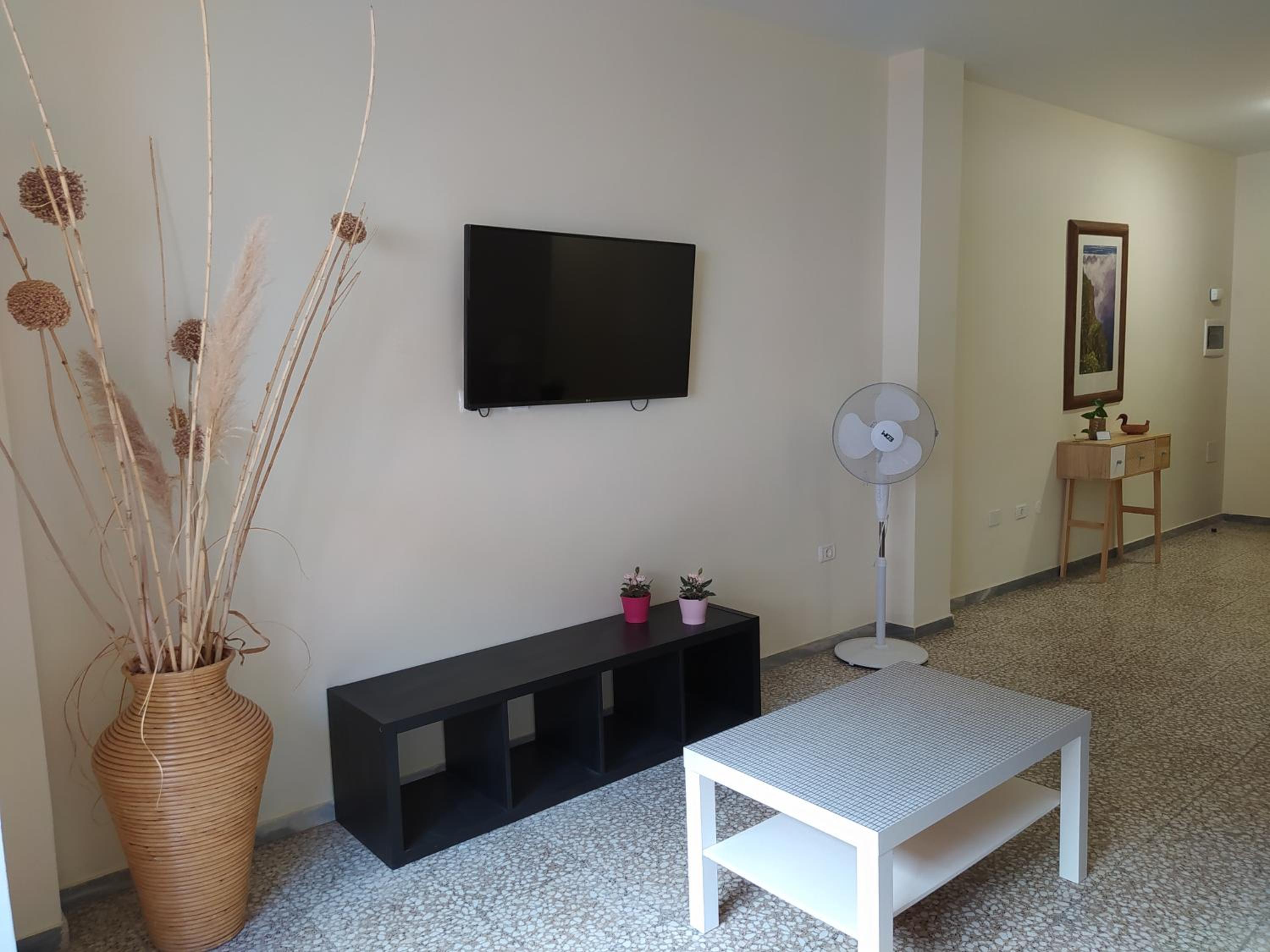 Apartamentos la villa 4 view 3