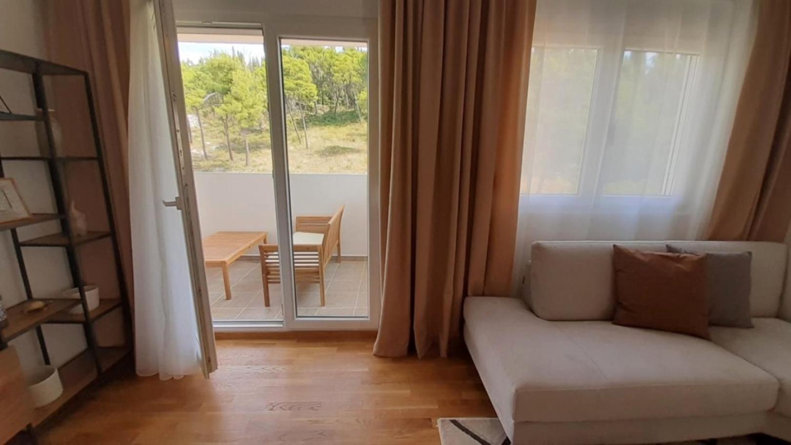 Apartments Overlooking the Green Hills of Ljubovic Park view 2