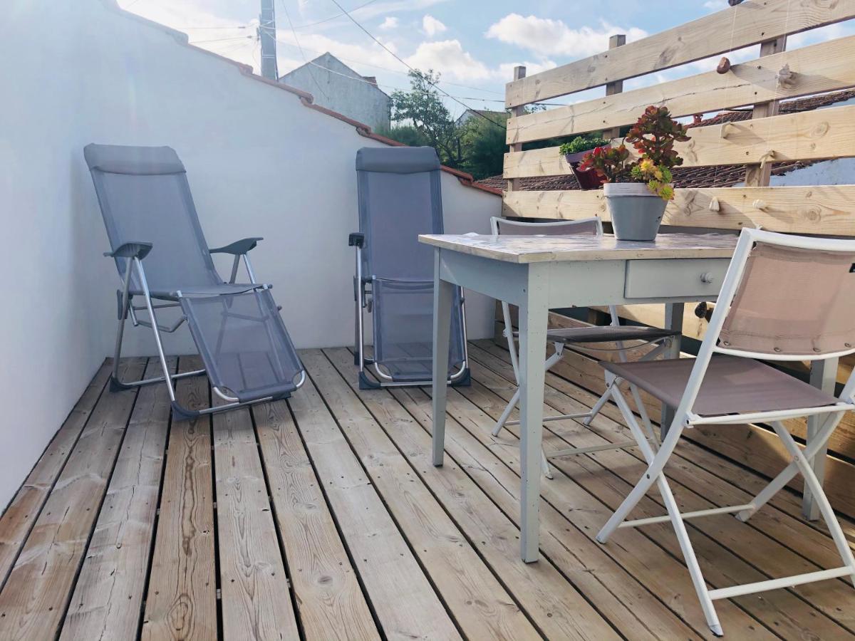 outdoor BBQ area