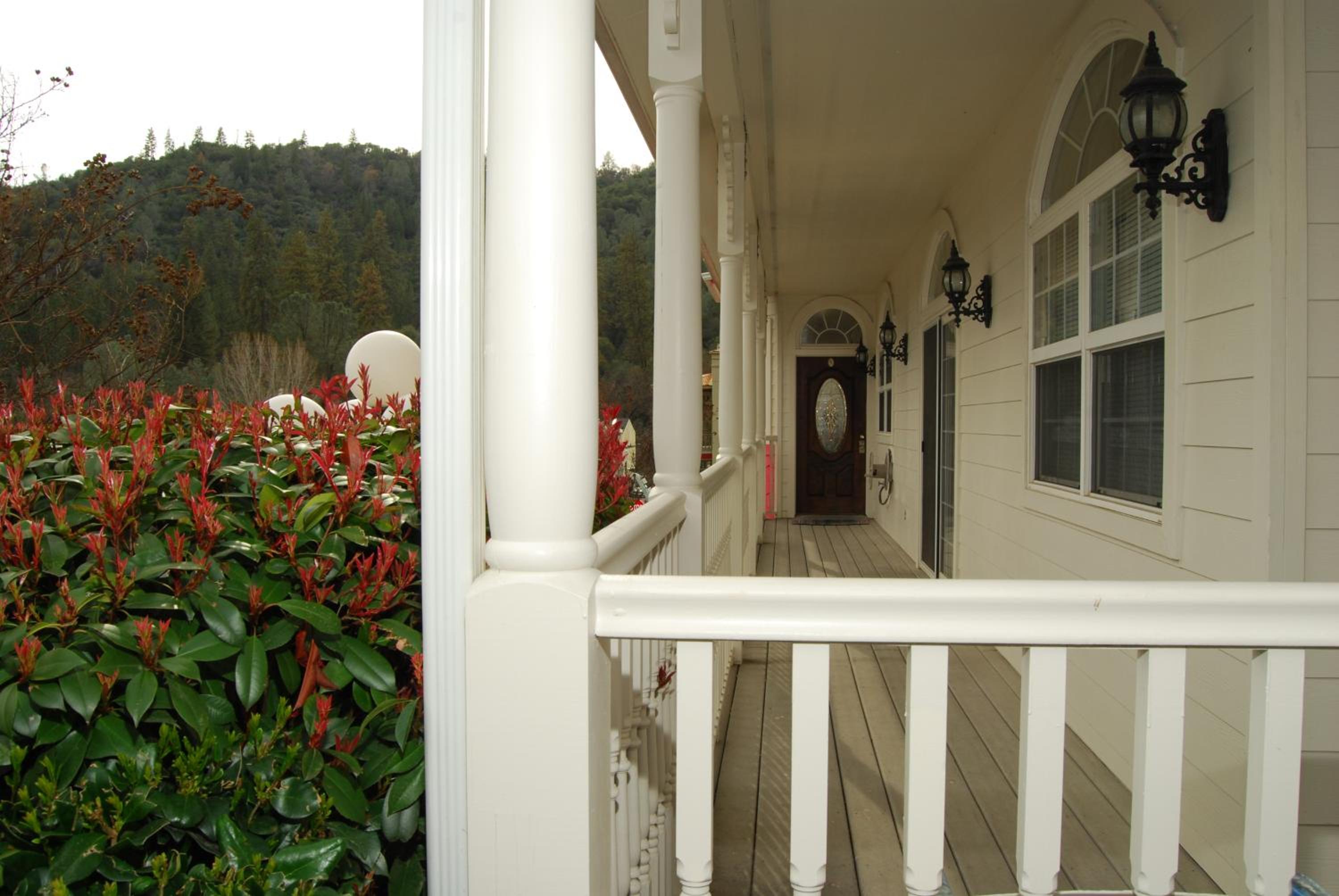 5th Street Inn view 2