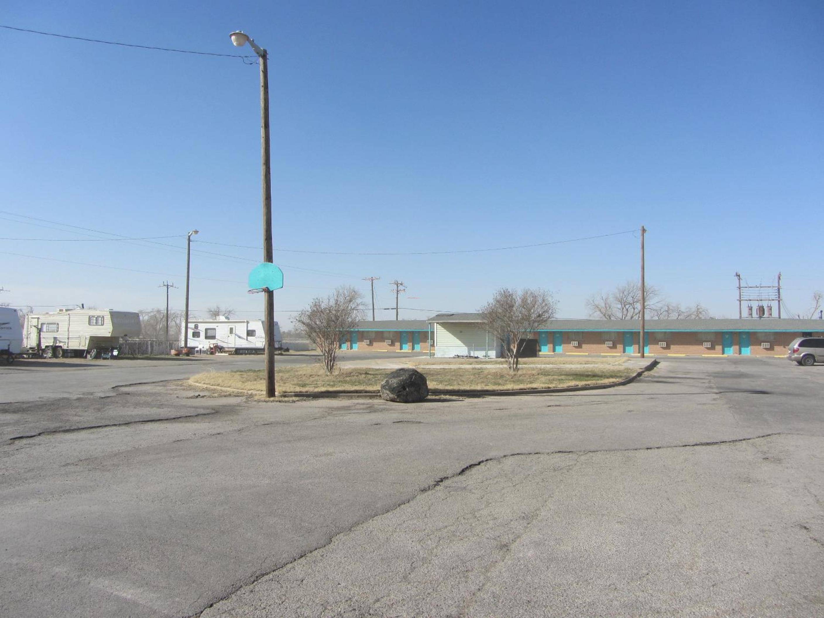 Odessa Vacations - Budget Inn Odessa - Property Image 16