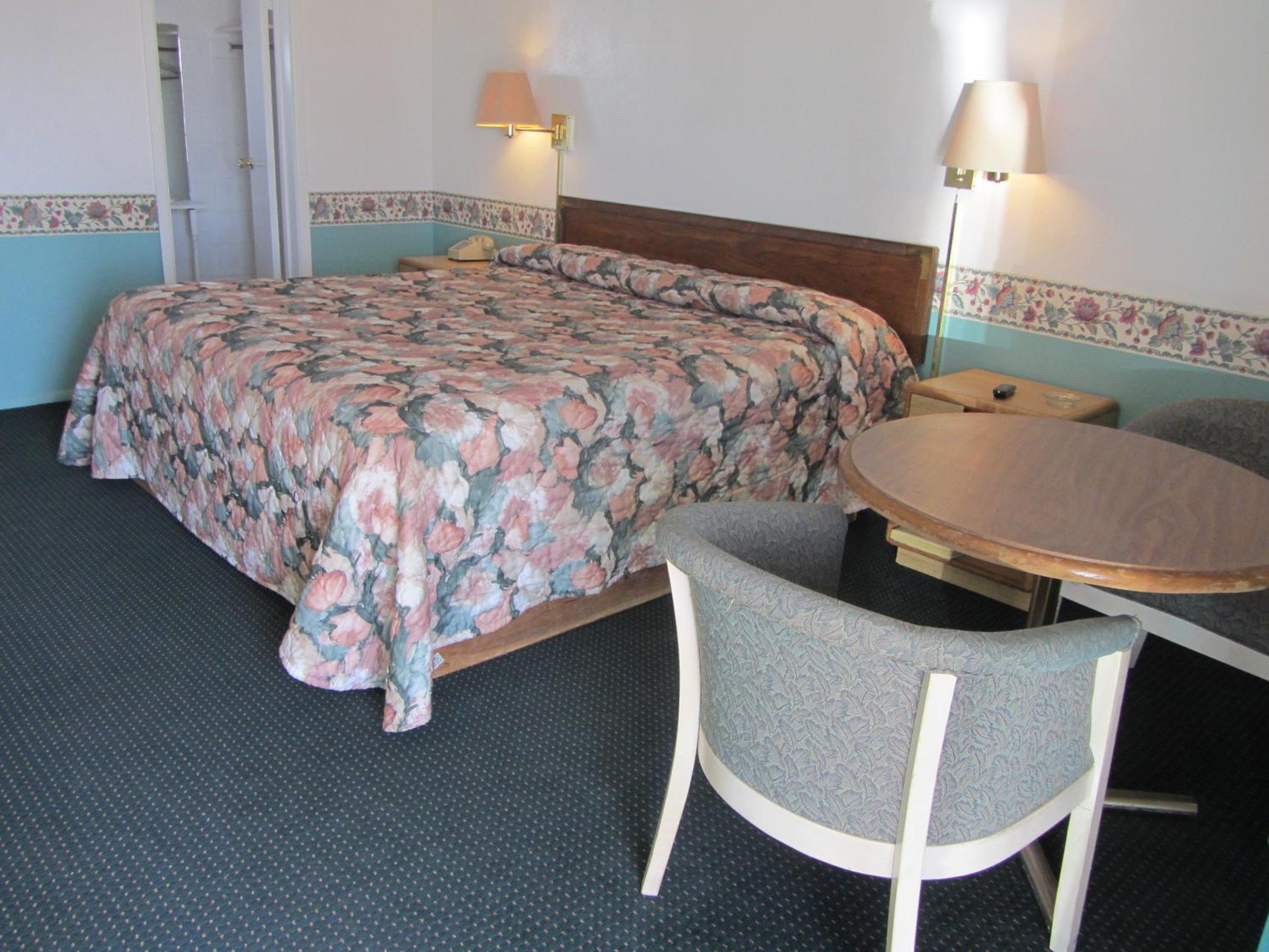 Odessa Vacations - Budget Inn Odessa - Property Image 9