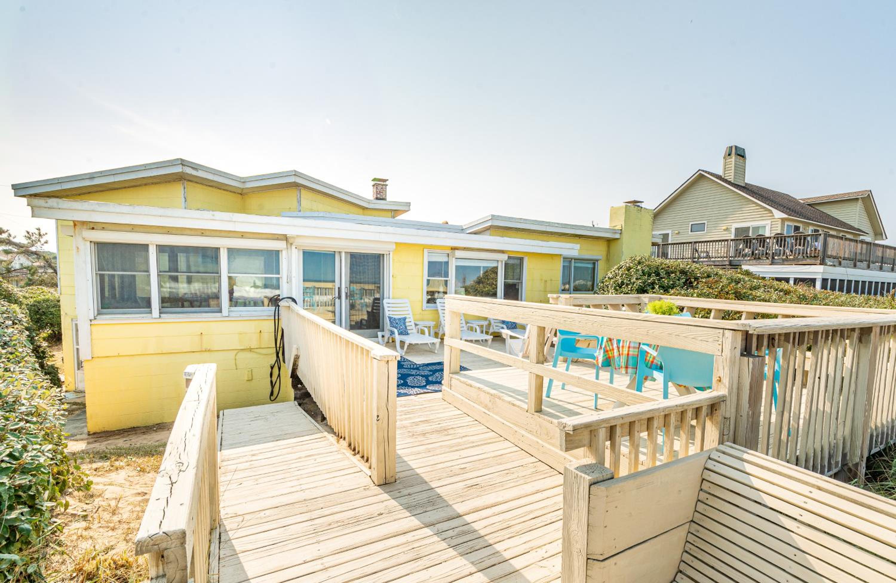 Gypsea Rose - Southern Shores, Oceanfront, Ocean View, Hot Tub, Pets OK, Flex Stays