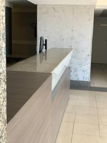 Apartamento em Areia Preta com vista para o mar