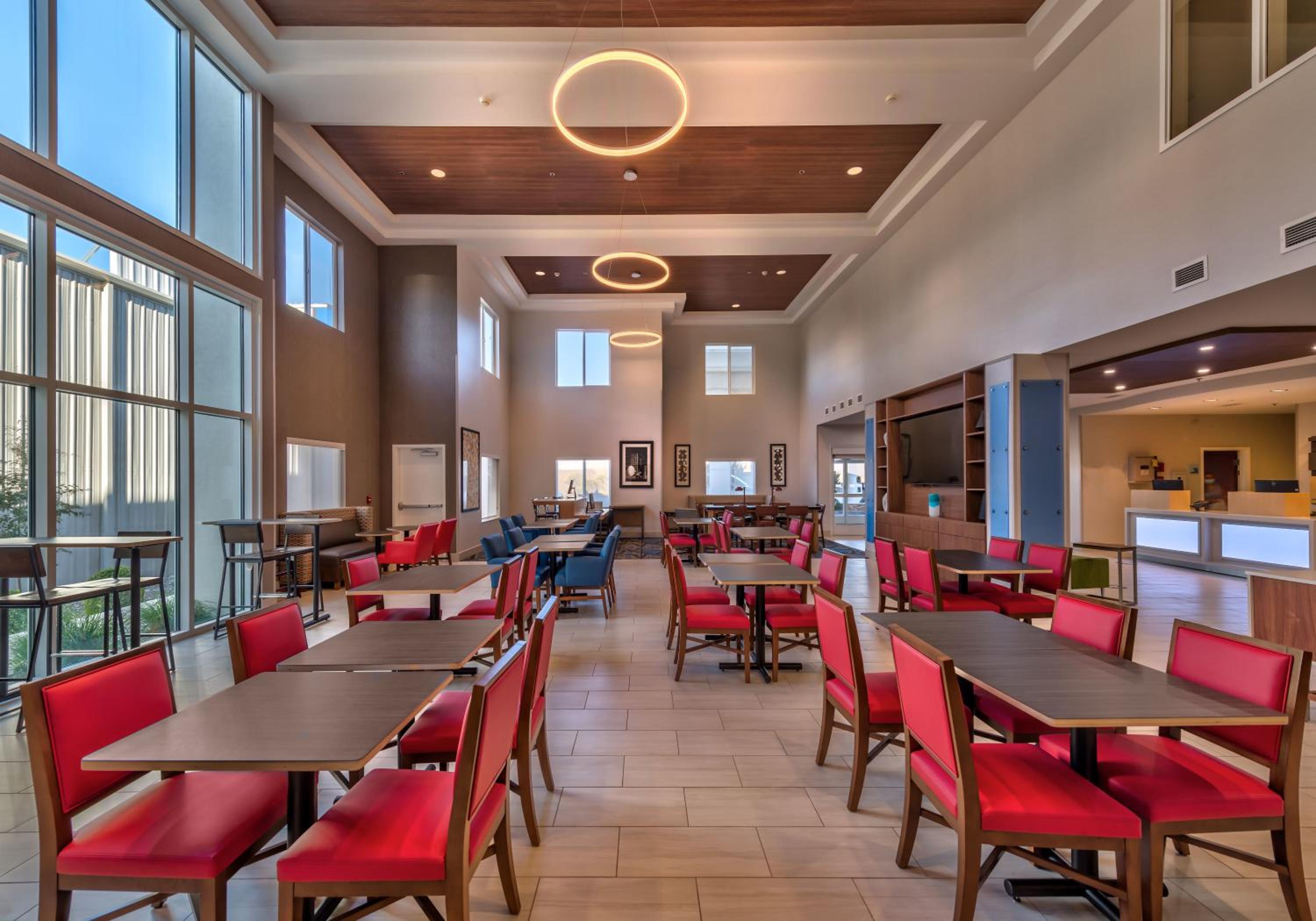 Reno Vacations - Holiday Inn Express Reno Airport, an IHG Hotel - Property Image 30