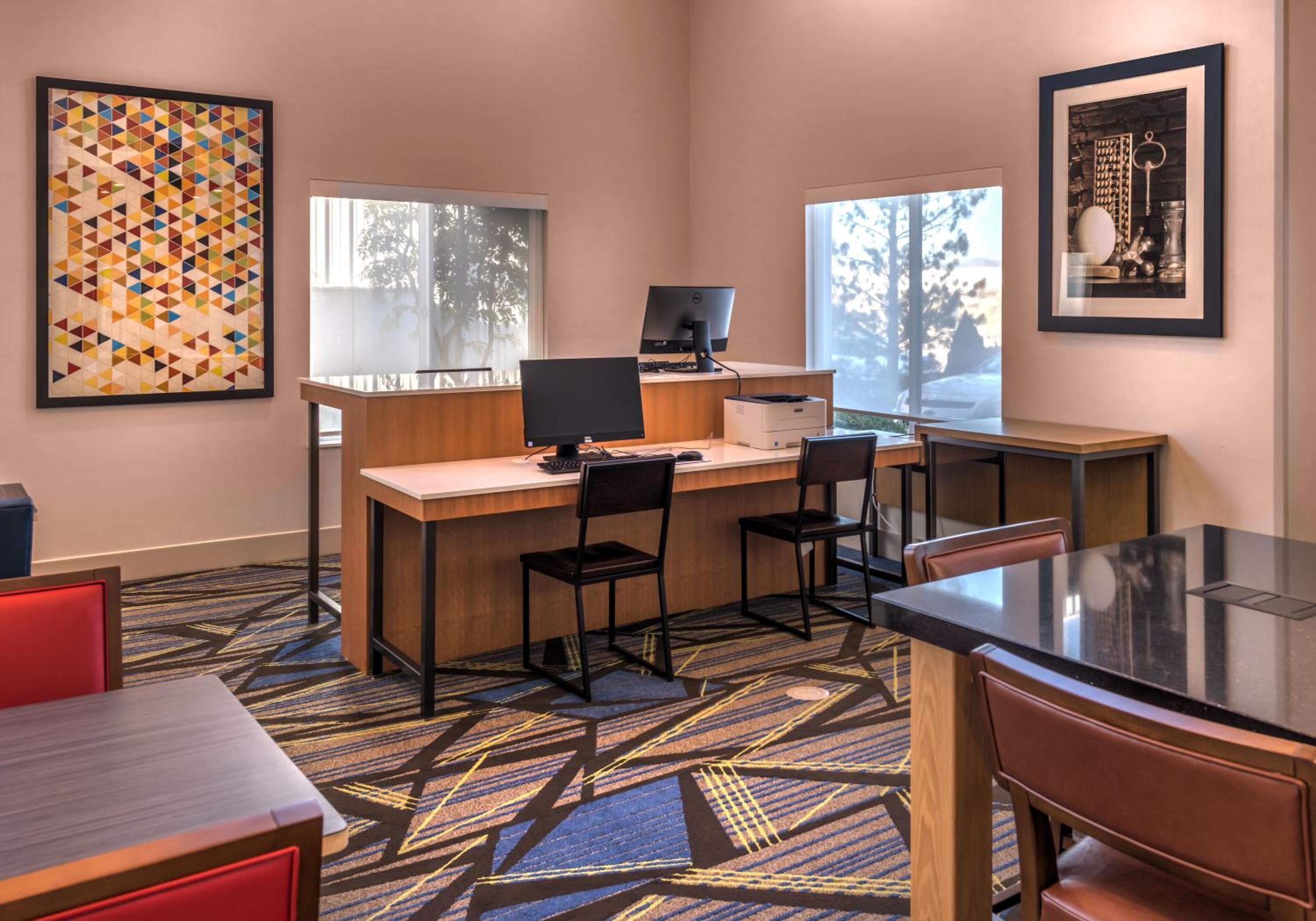 Reno Vacations - Holiday Inn Express Reno Airport, an IHG Hotel - Property Image 23