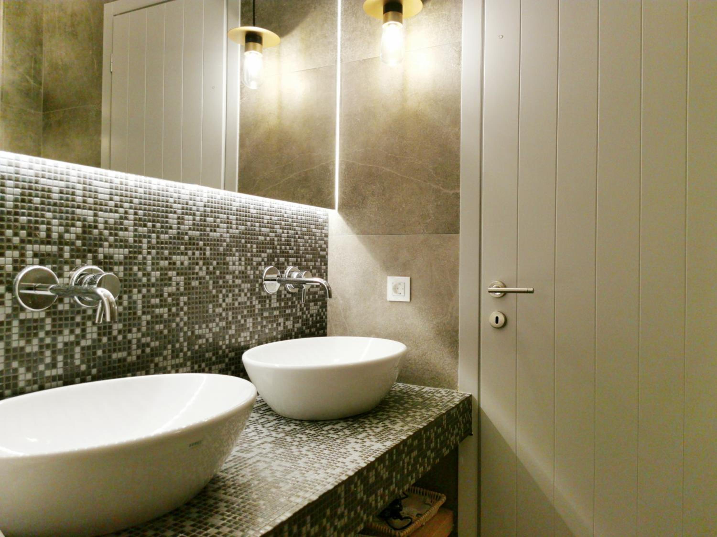 Alafropetra Luxury Suites