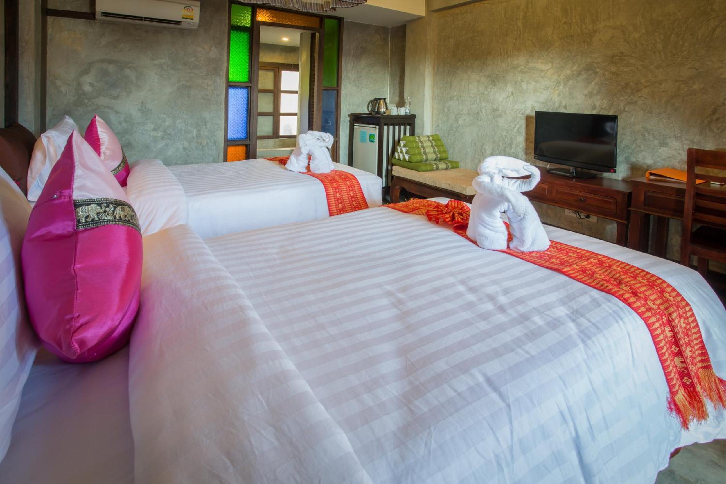 Sunday Rainforest Chiangmai Hotel