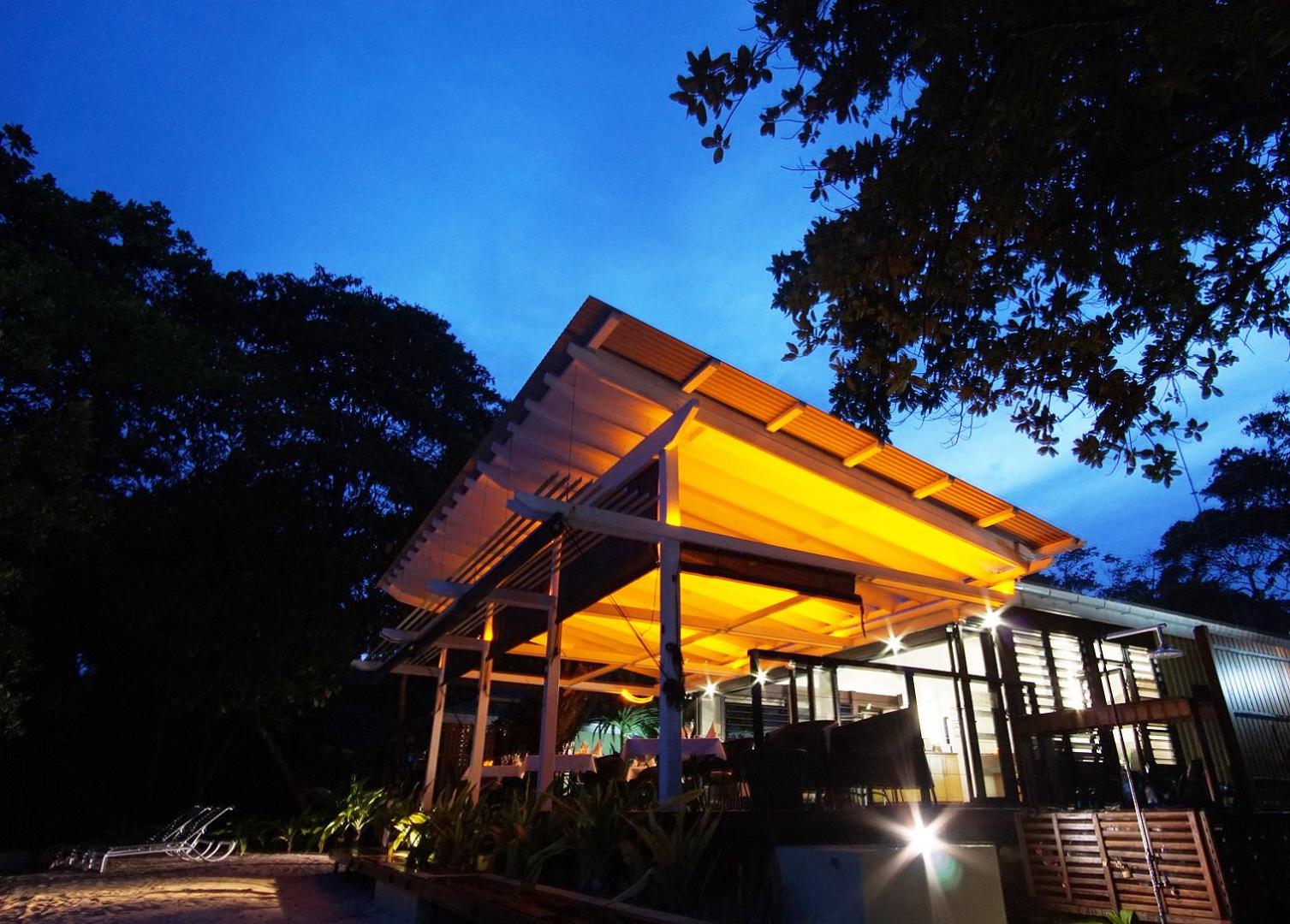Barrier Beach Resort