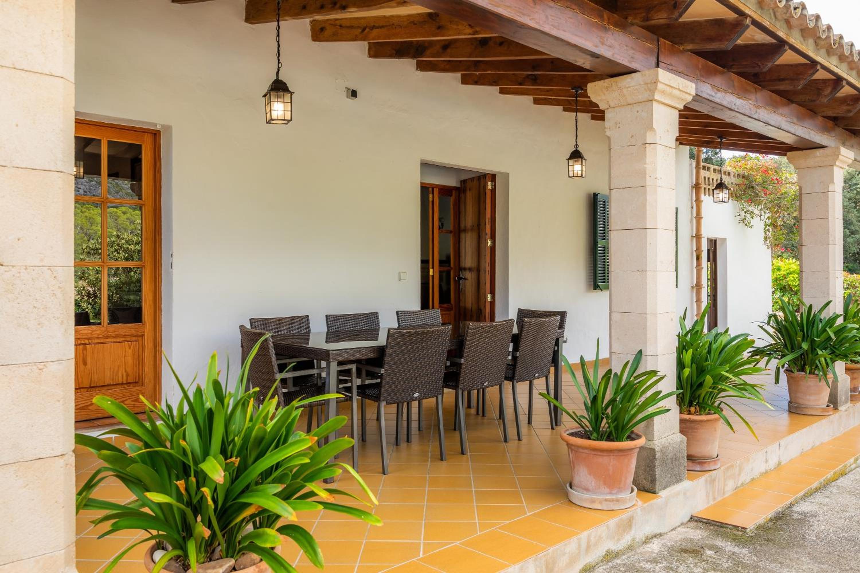 El Clavet view 5