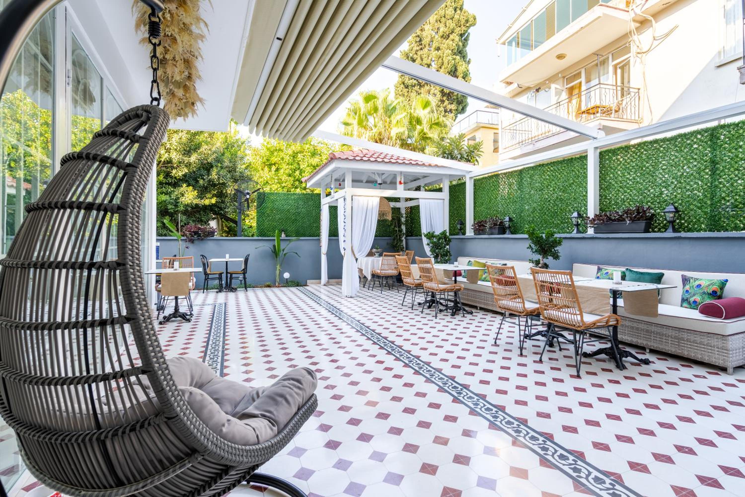 KIANA KALEİÇİ - Image 19