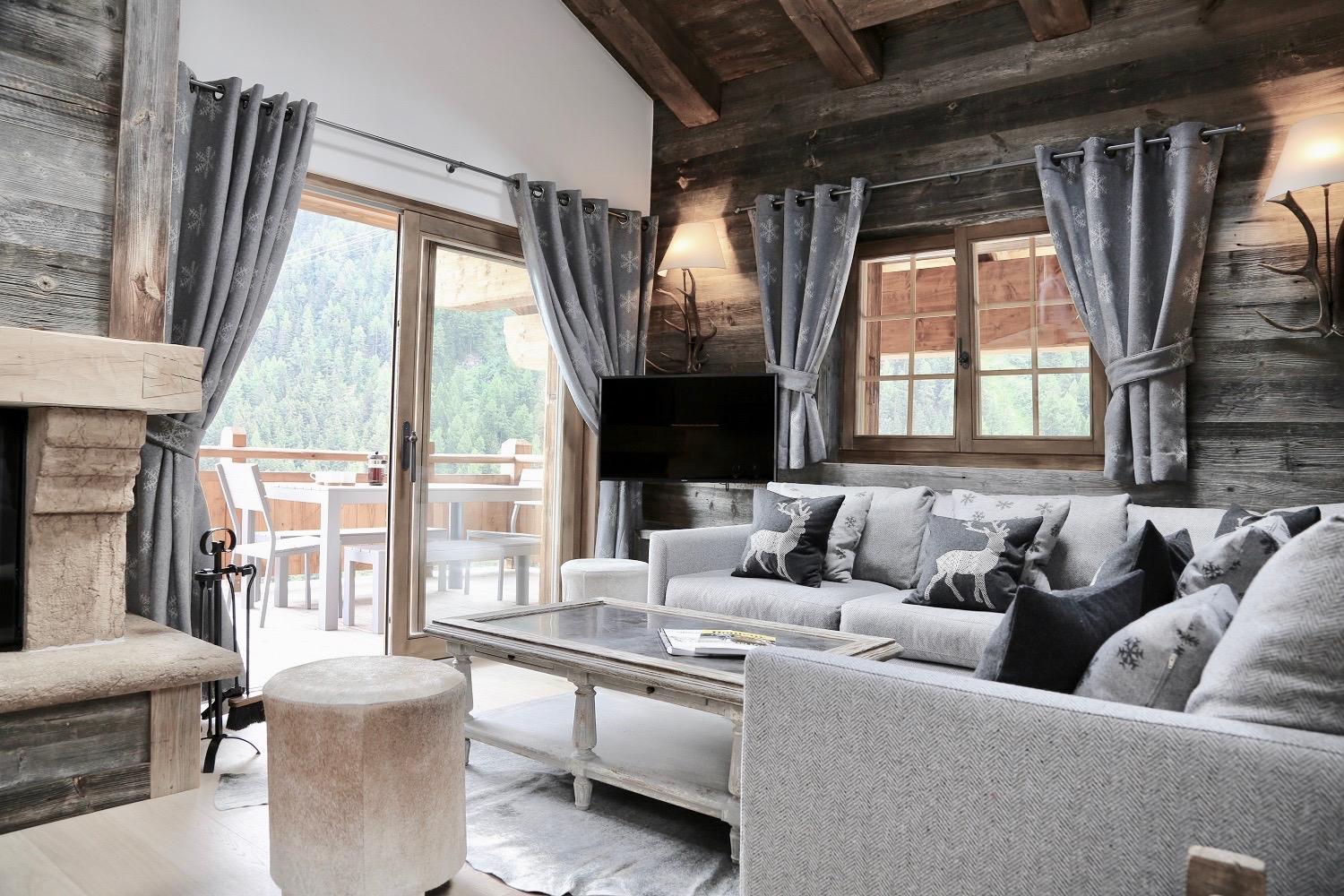 Chalet Skyfall by Mrs Miggins view 3