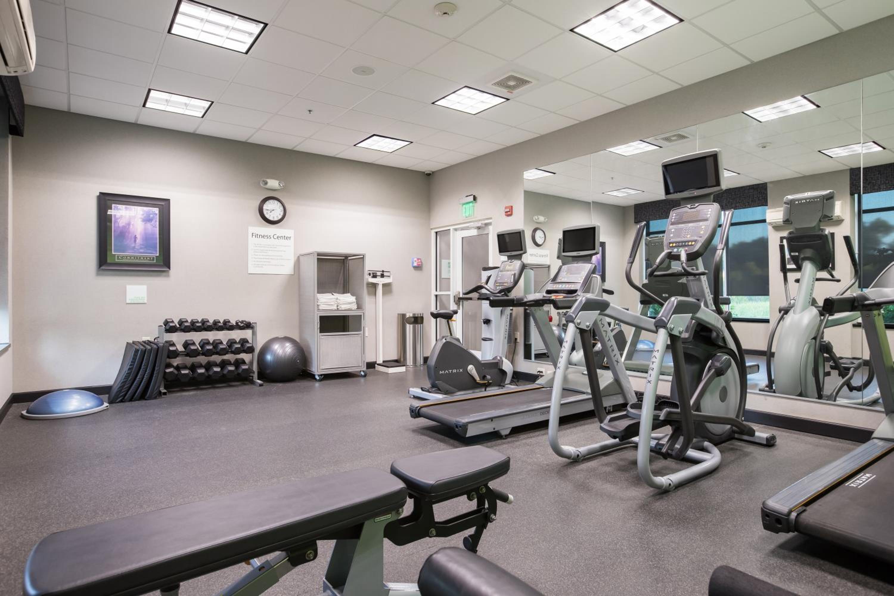 Jacksonville Vacations - Holiday Inn Jackson NW - Airport Road, an IHG Hotel - Property Image 5