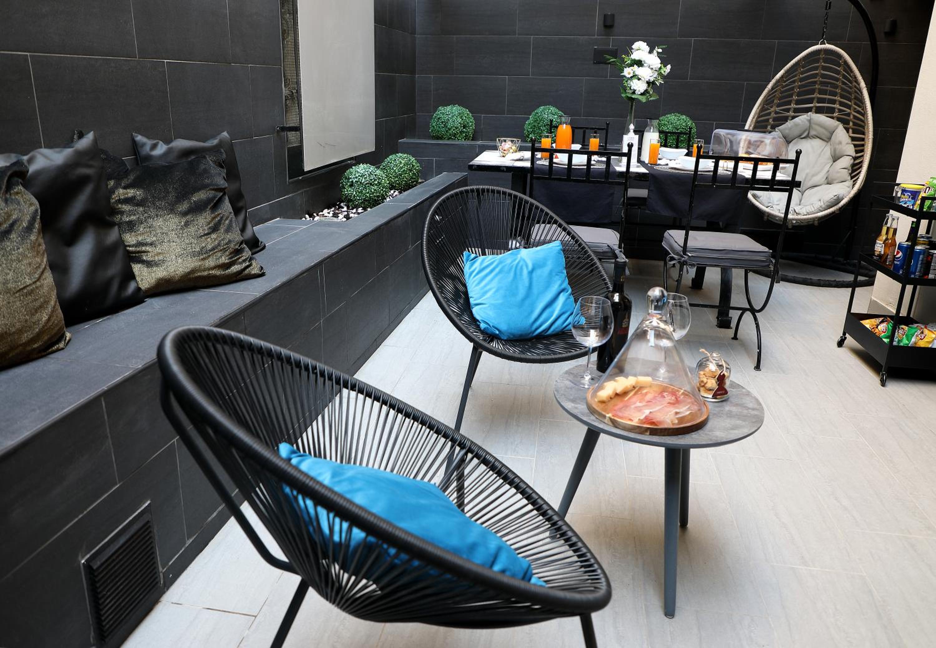 lounge