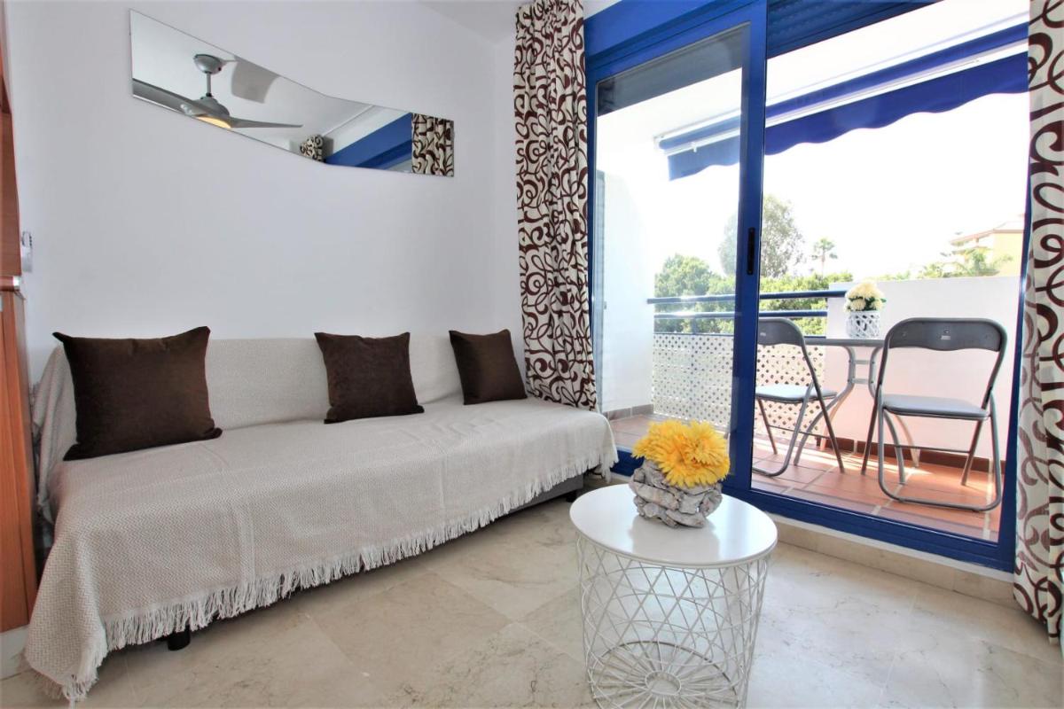 Apartamentos Ana Junto a la playa