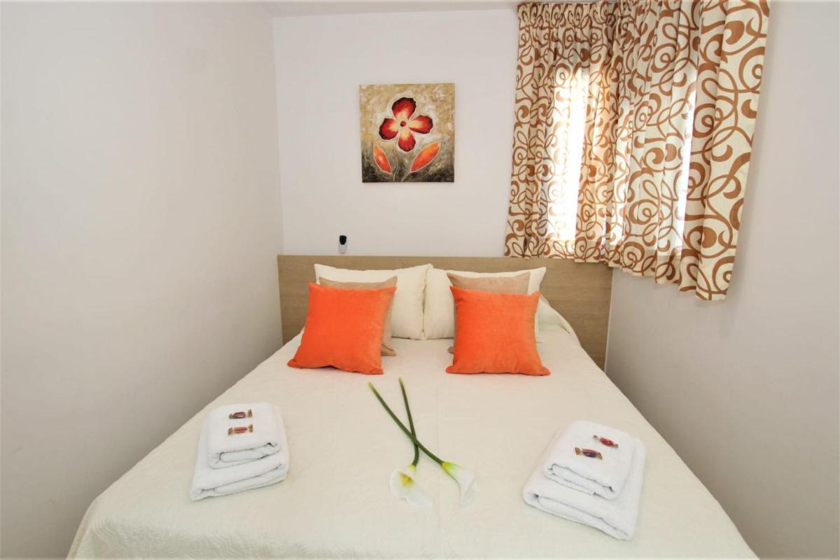 Apartamentos Ana Junto a la playa